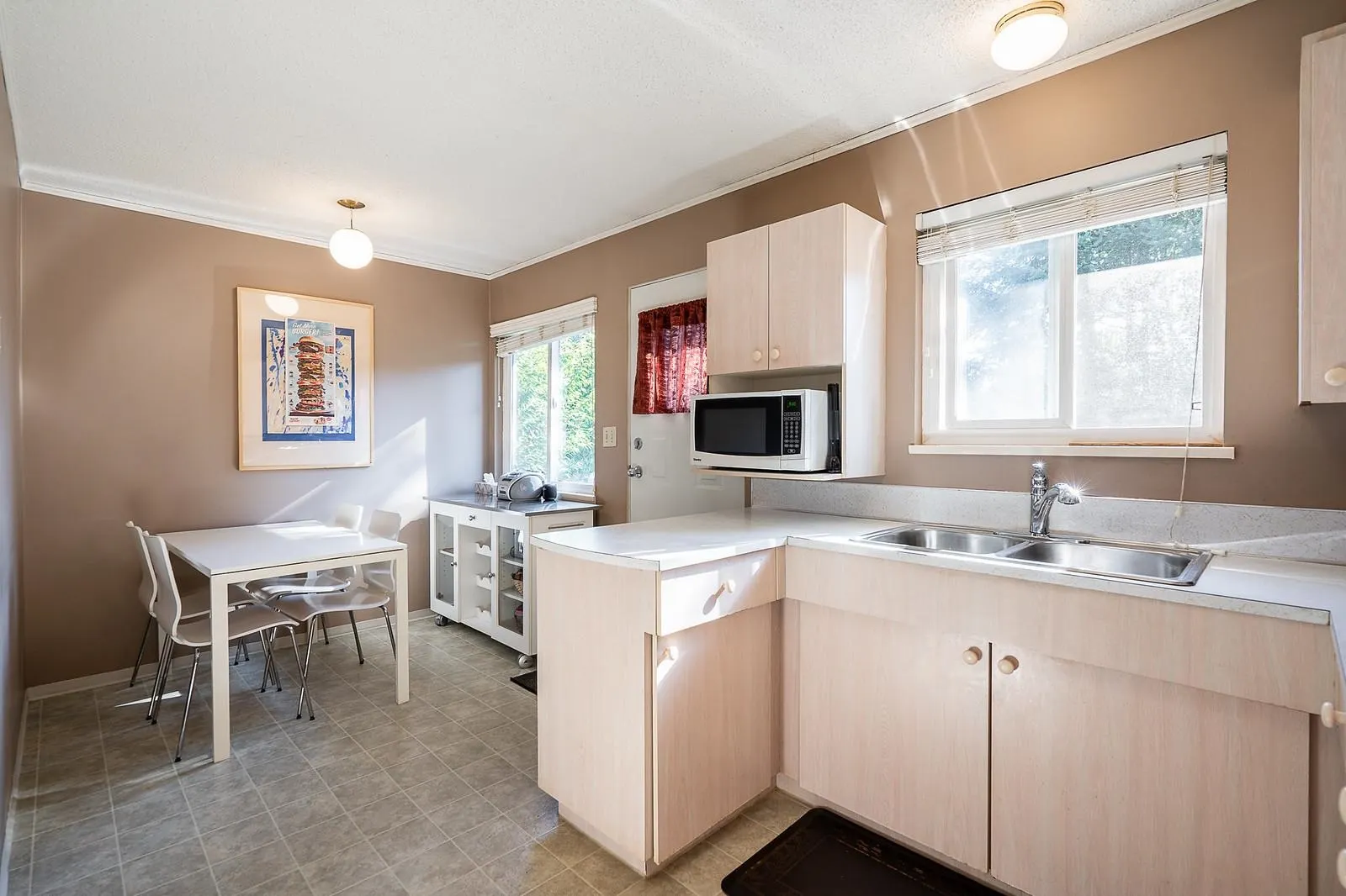 2946 Coventry Crescent