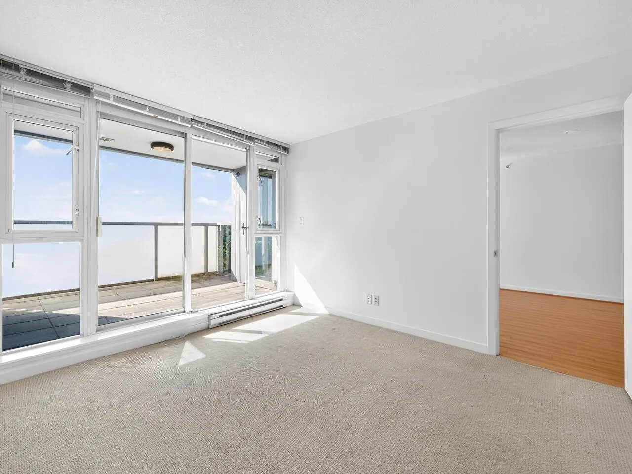 1007 2770 Sophia Street