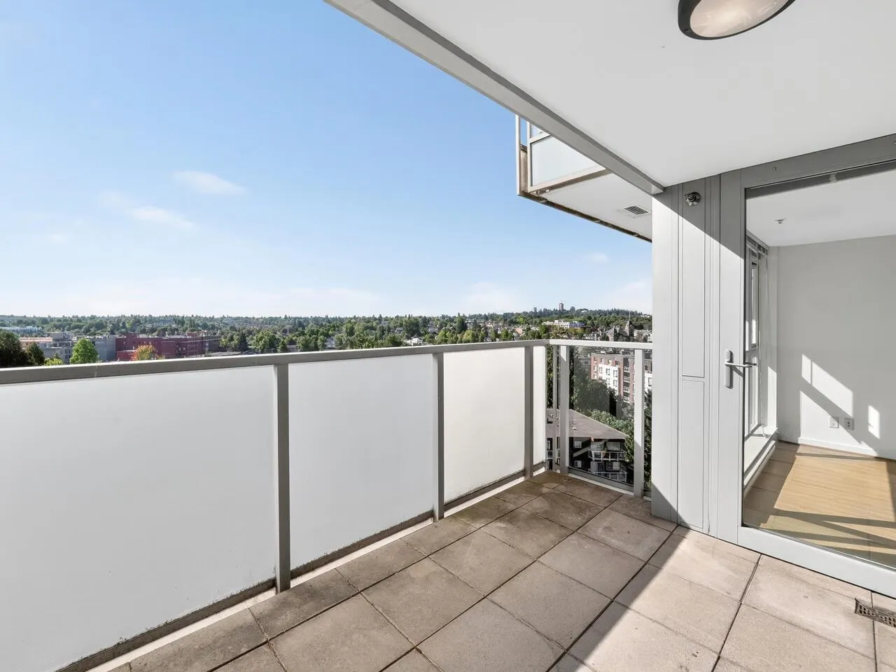 1007 2770 Sophia Street