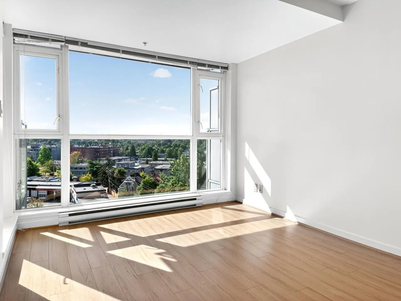 1007 2770 Sophia Street