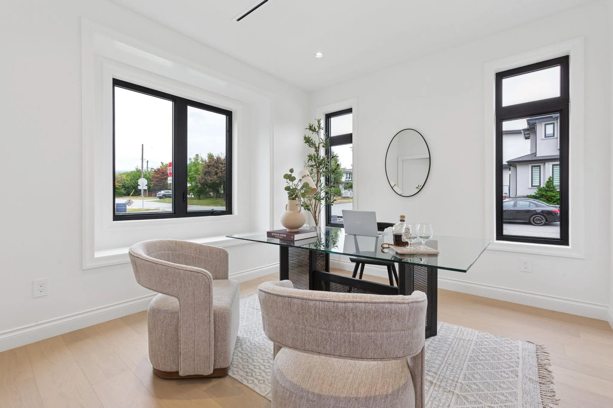 811 Madison Avenue
