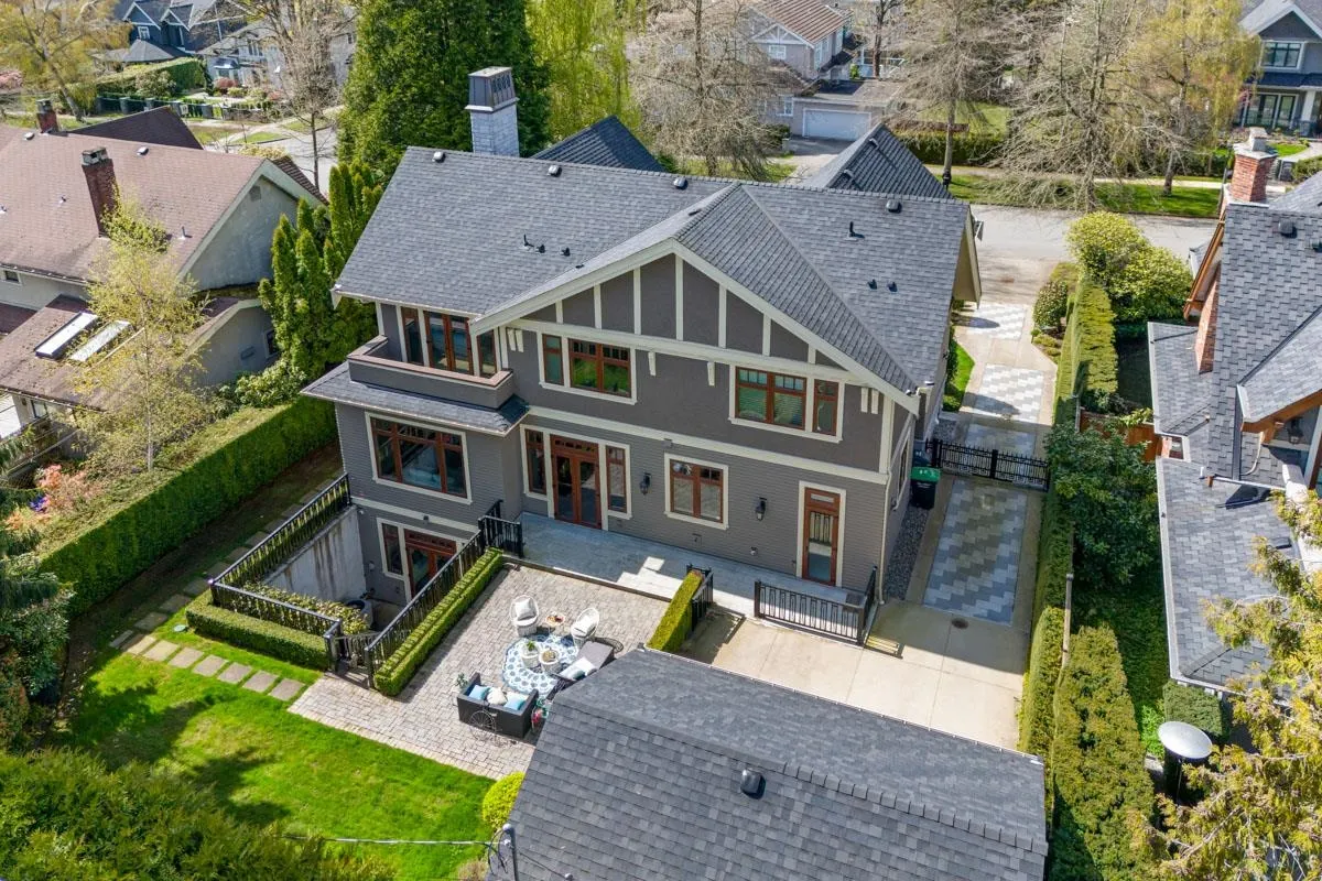 6076 Angus Drive
