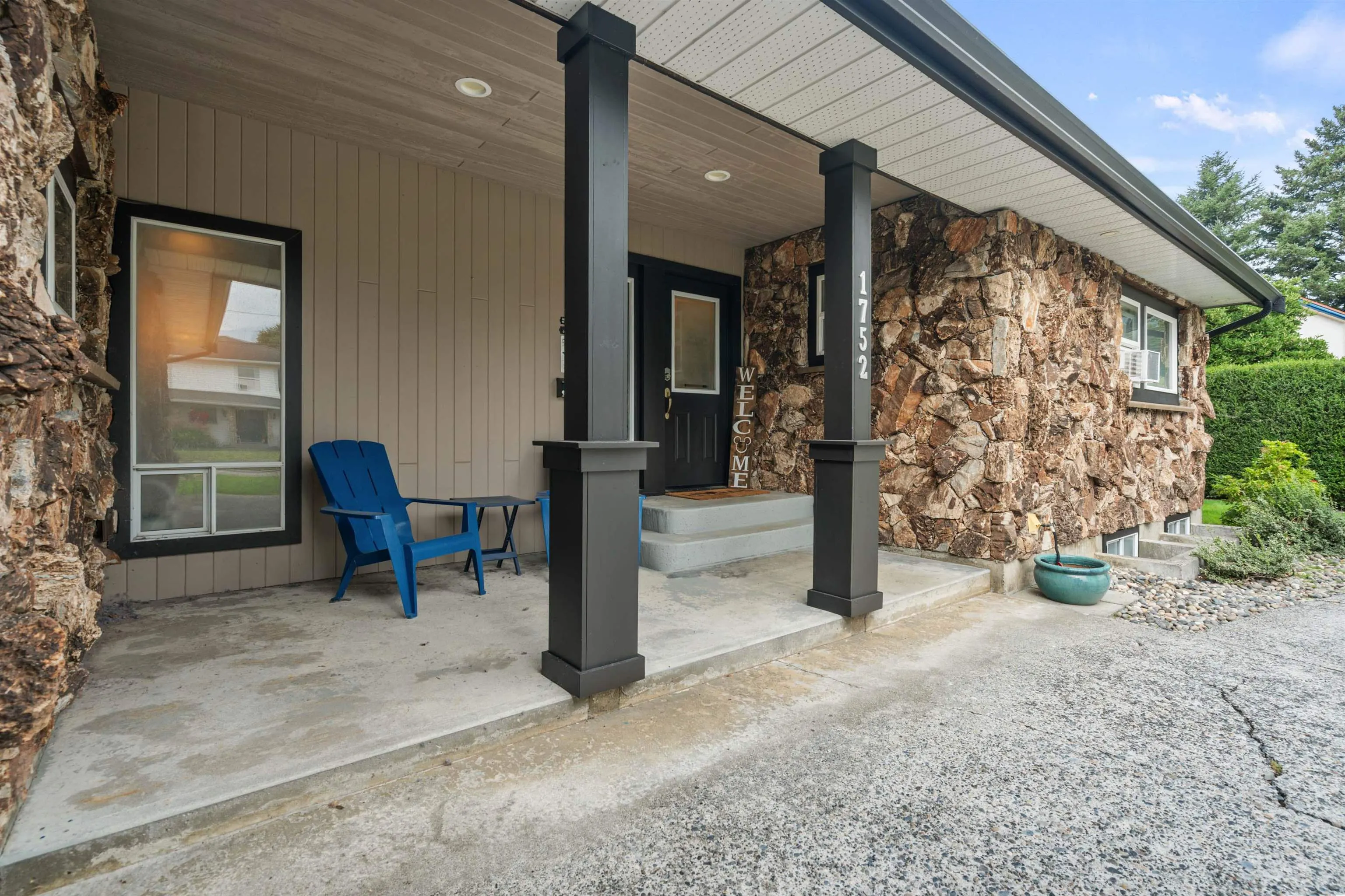 1752 Cedar Place