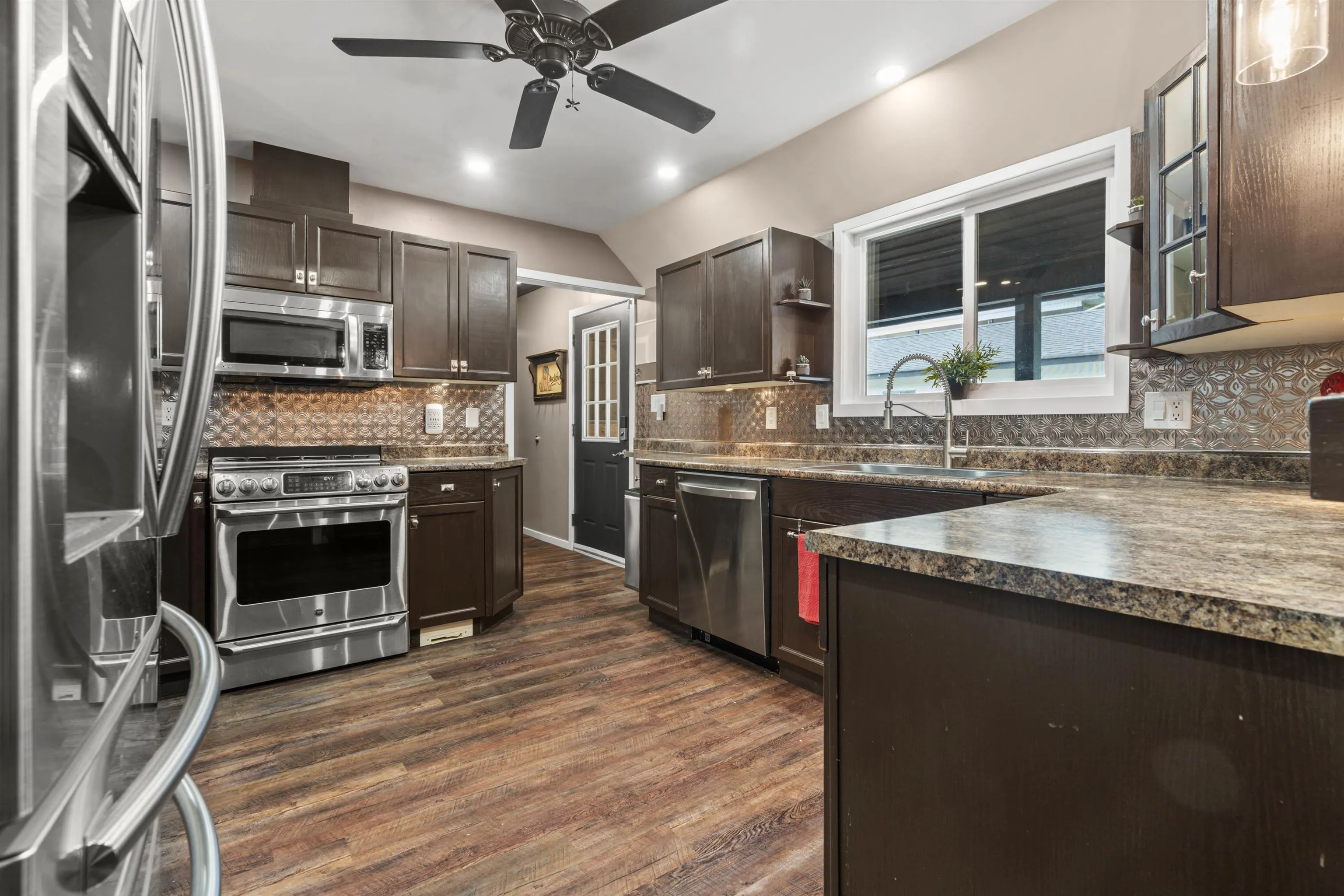 1752 Cedar Place