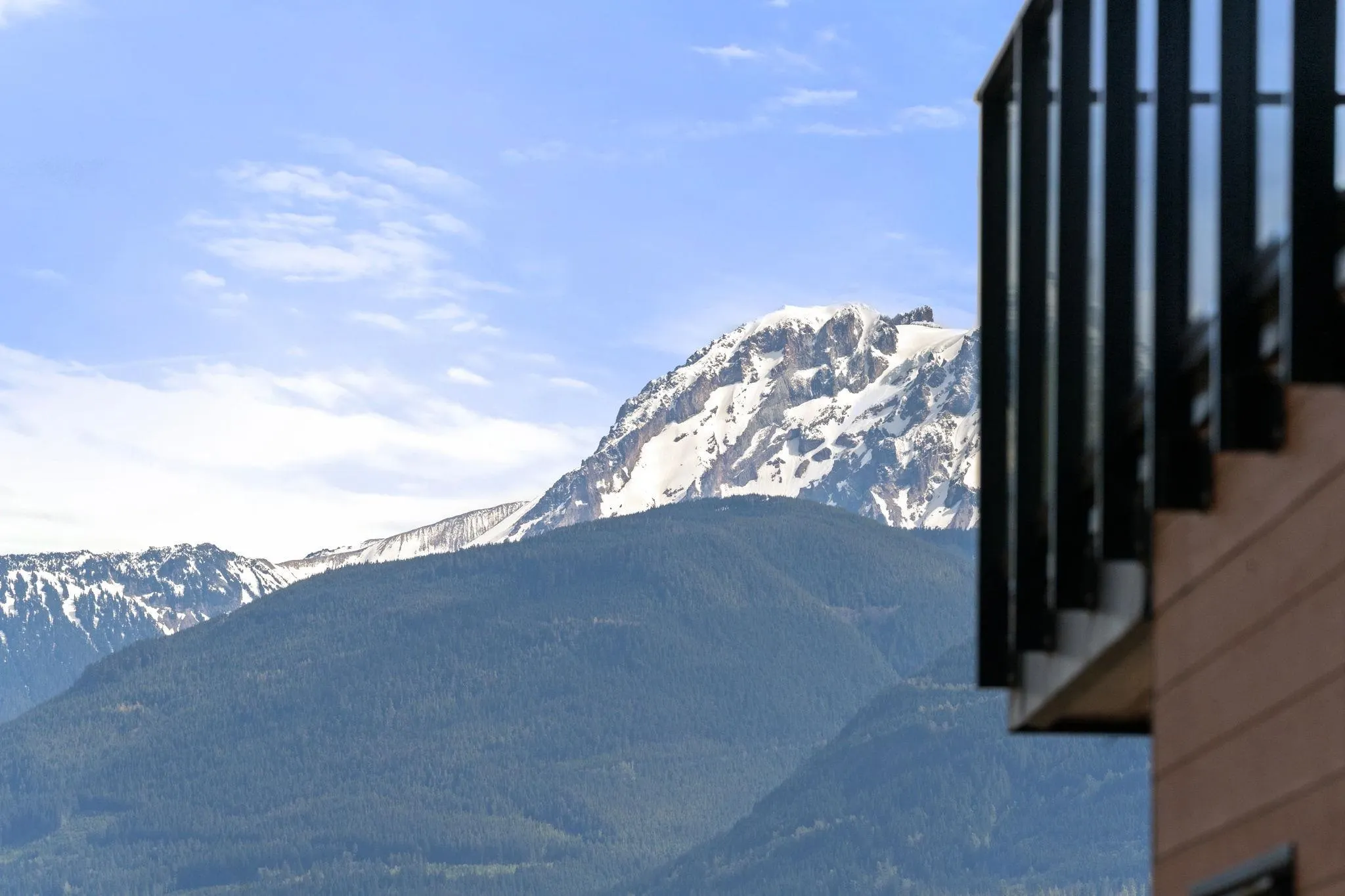 411 38033 Second Avenue