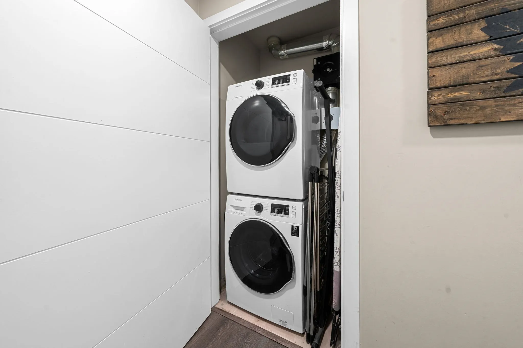 411 38033 Second Avenue