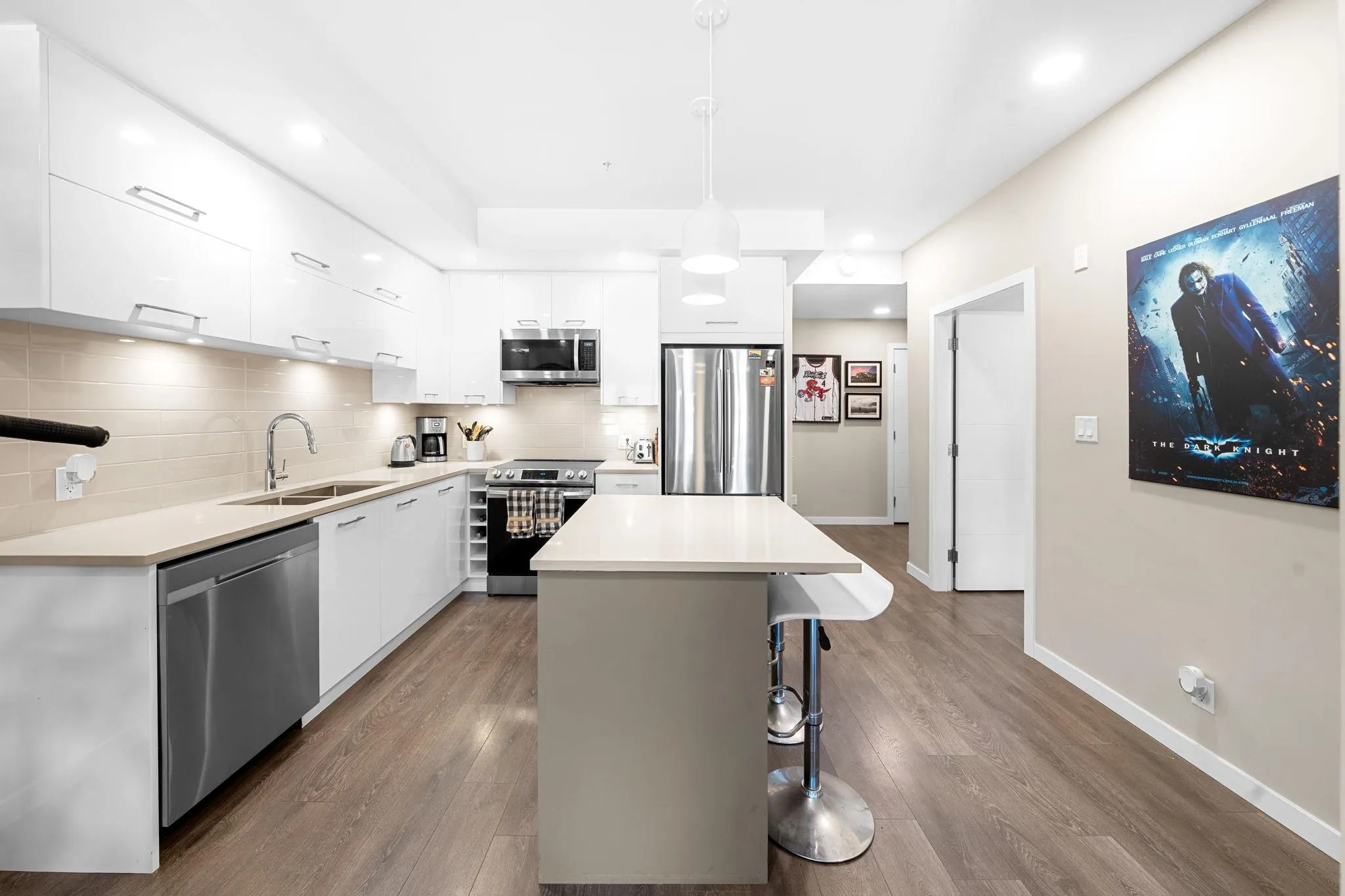 411 38033 Second Avenue