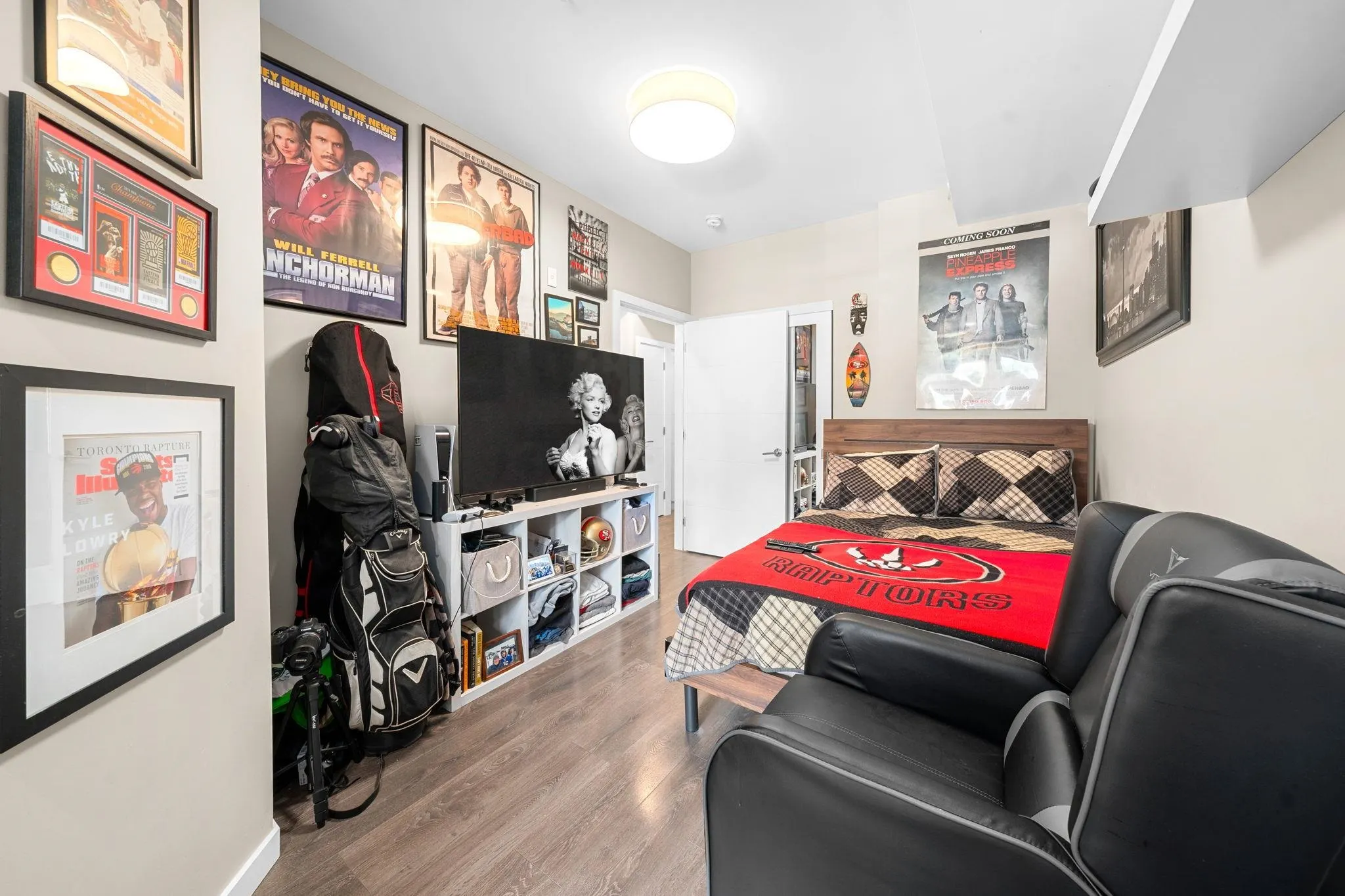 411 38033 Second Avenue