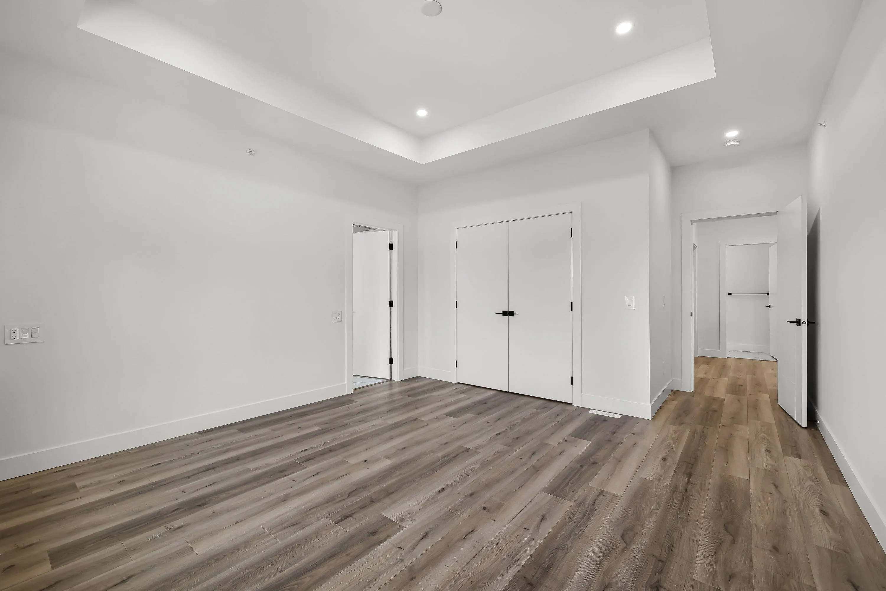 8587 Forest Gate Drive