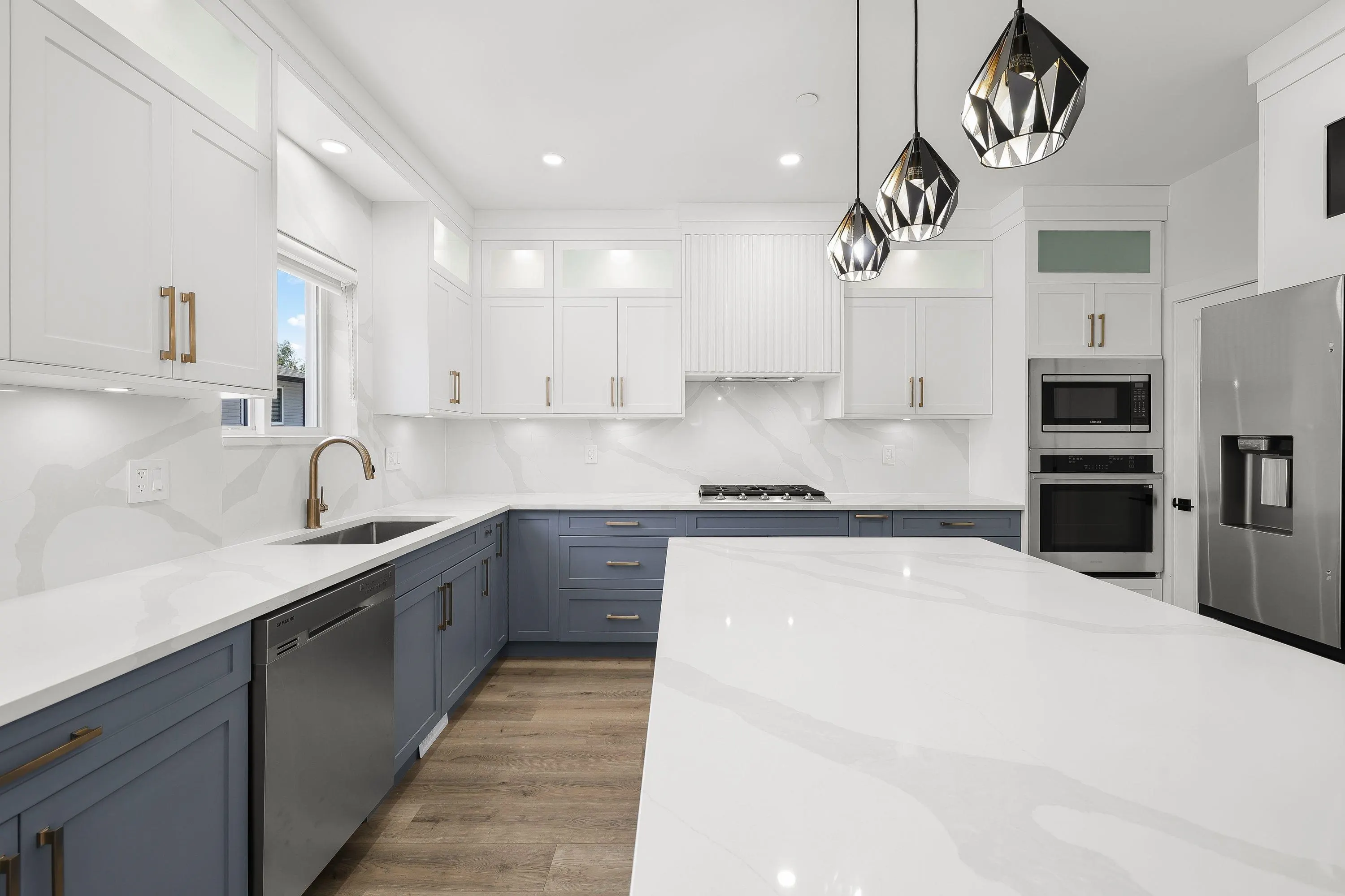 8587 Forest Gate Drive