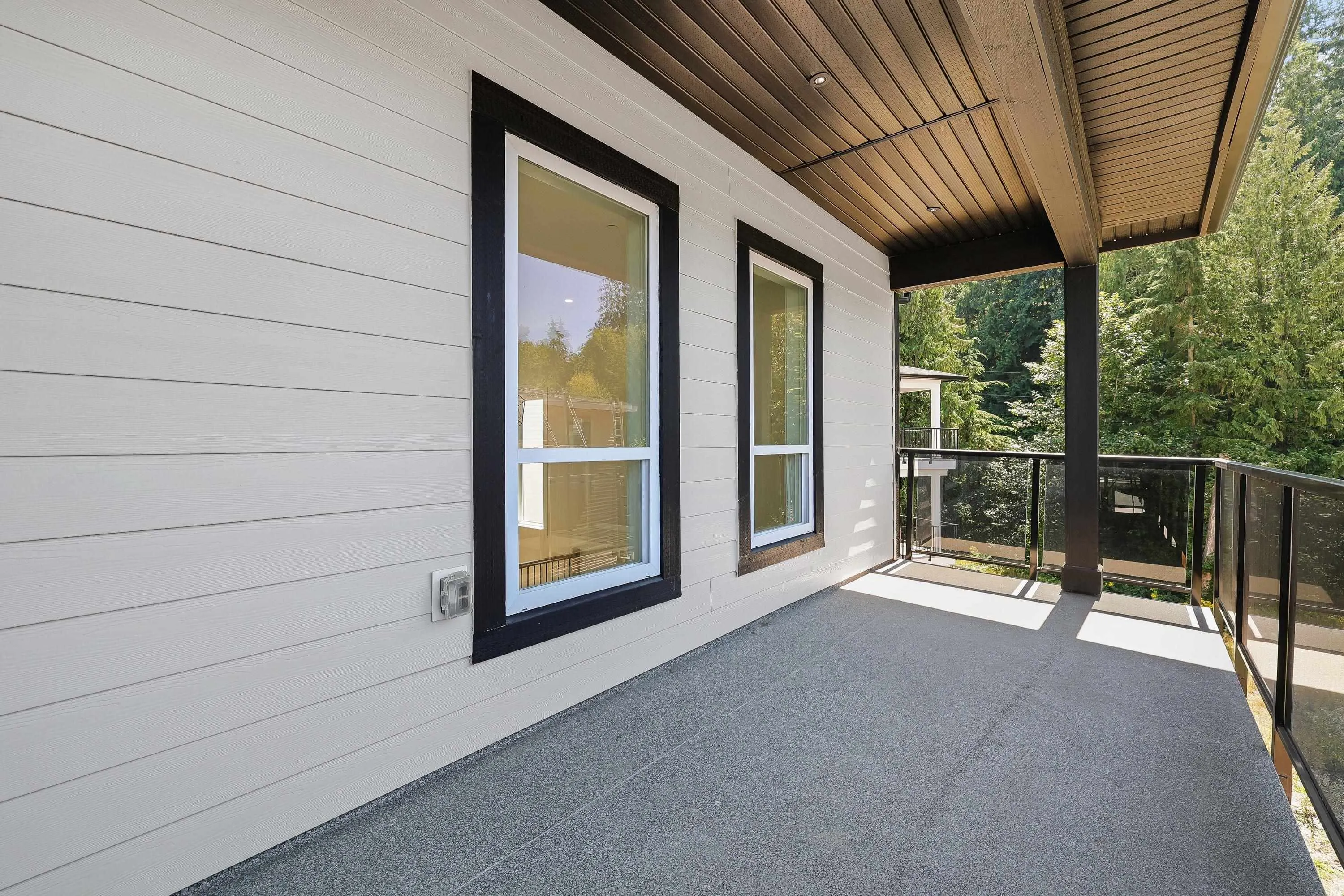8587 Forest Gate Drive