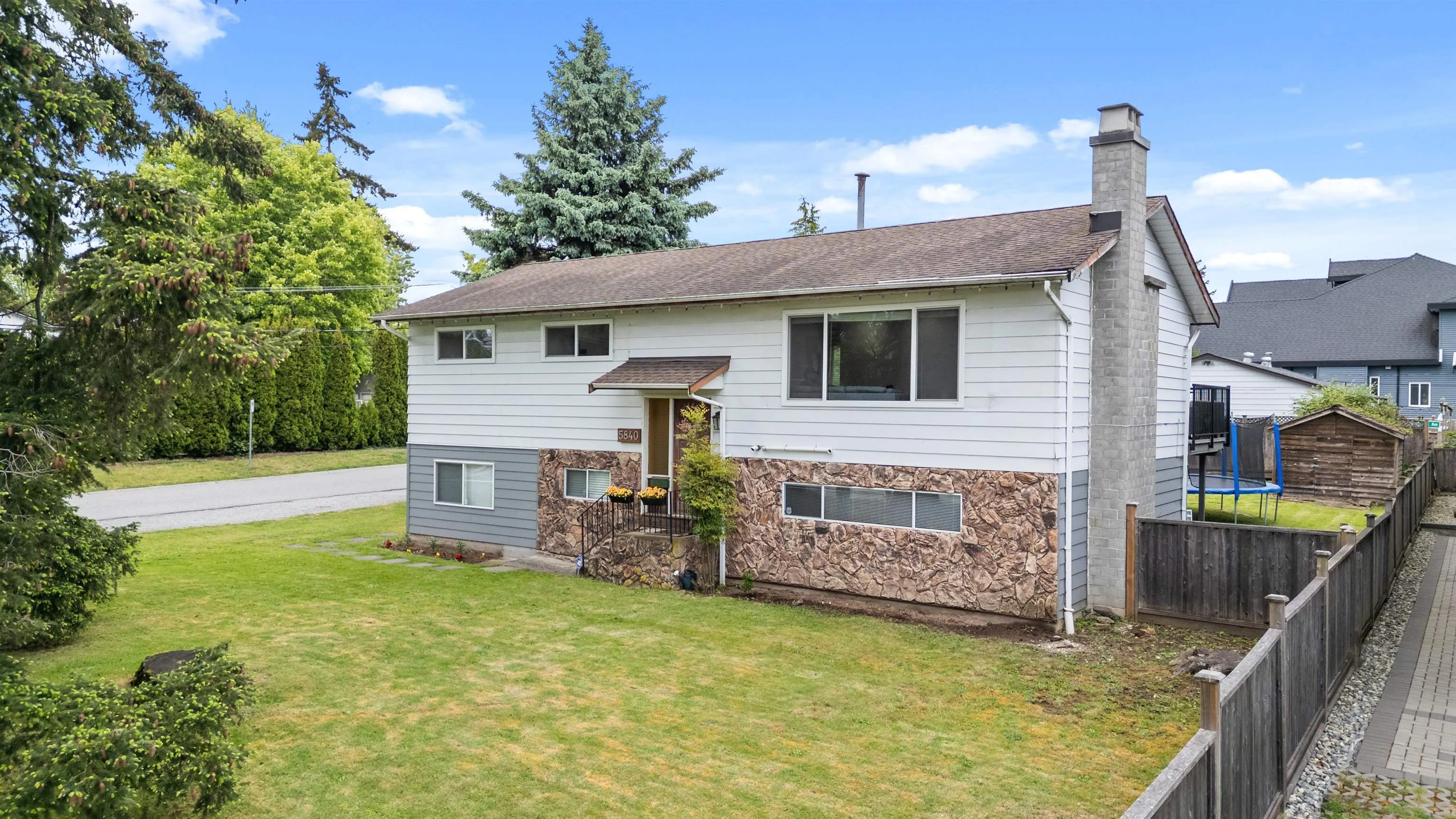5840 184 Street