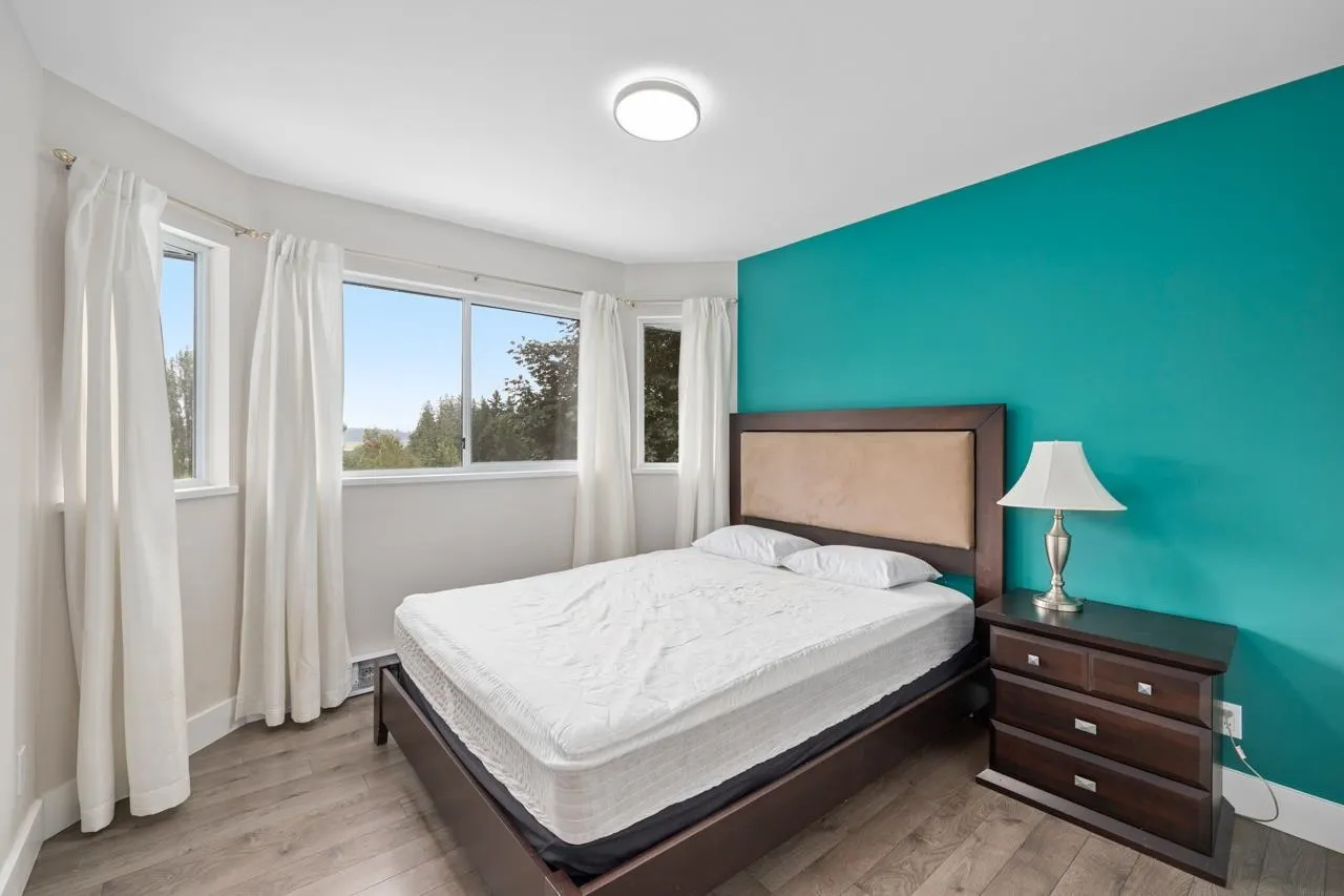 15333 Sheridan Drive