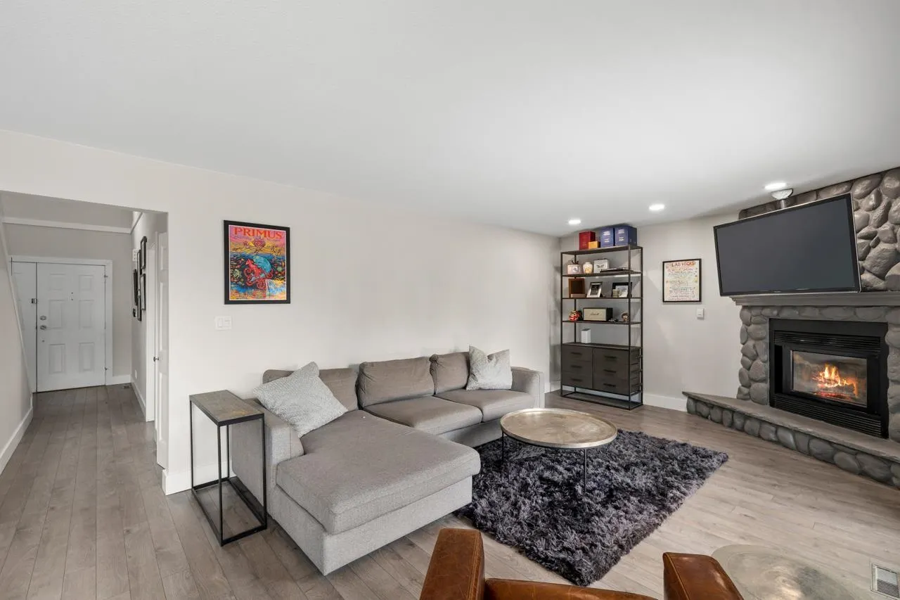 15333 Sheridan Drive