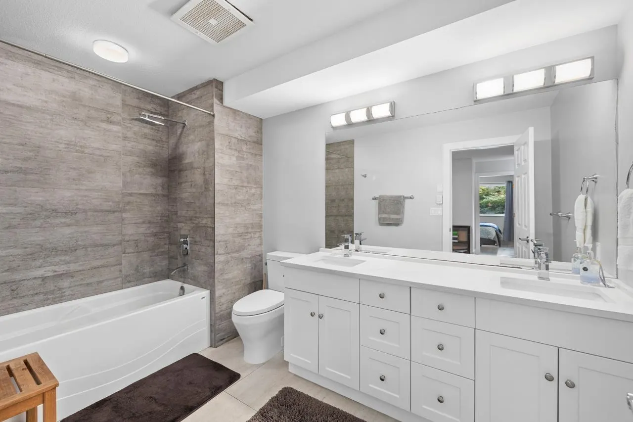 15333 Sheridan Drive