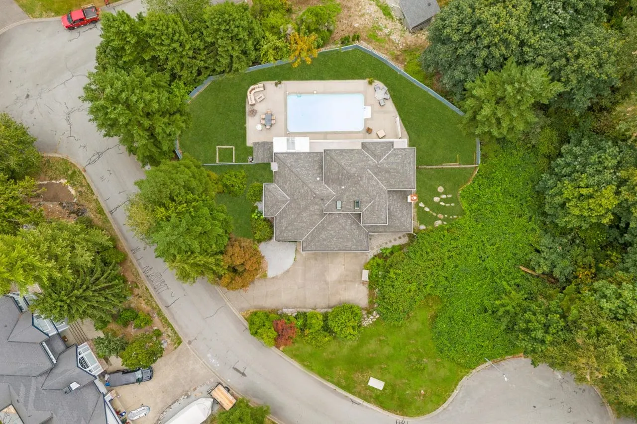 15333 Sheridan Drive