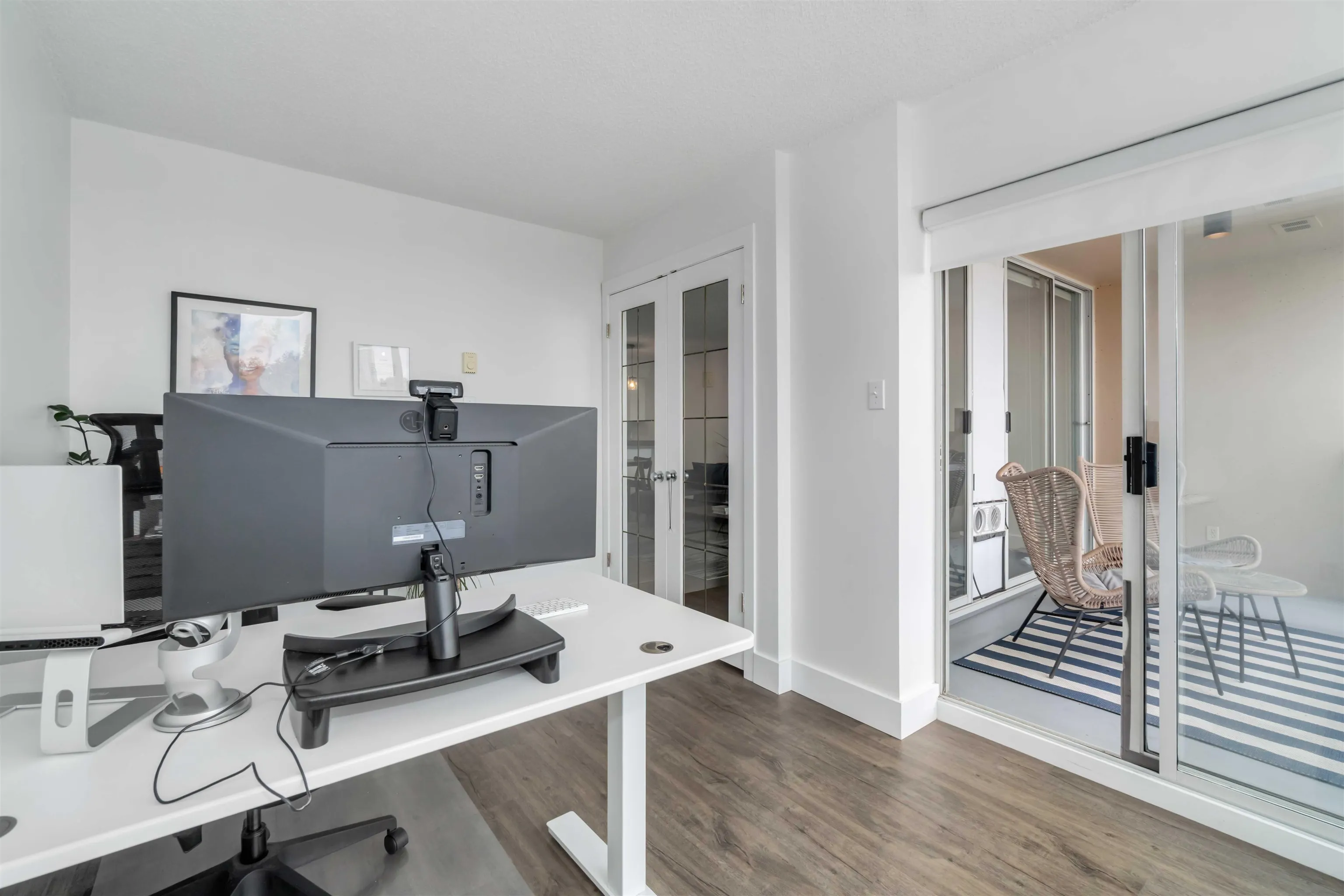 405 1045 Quayside Drive