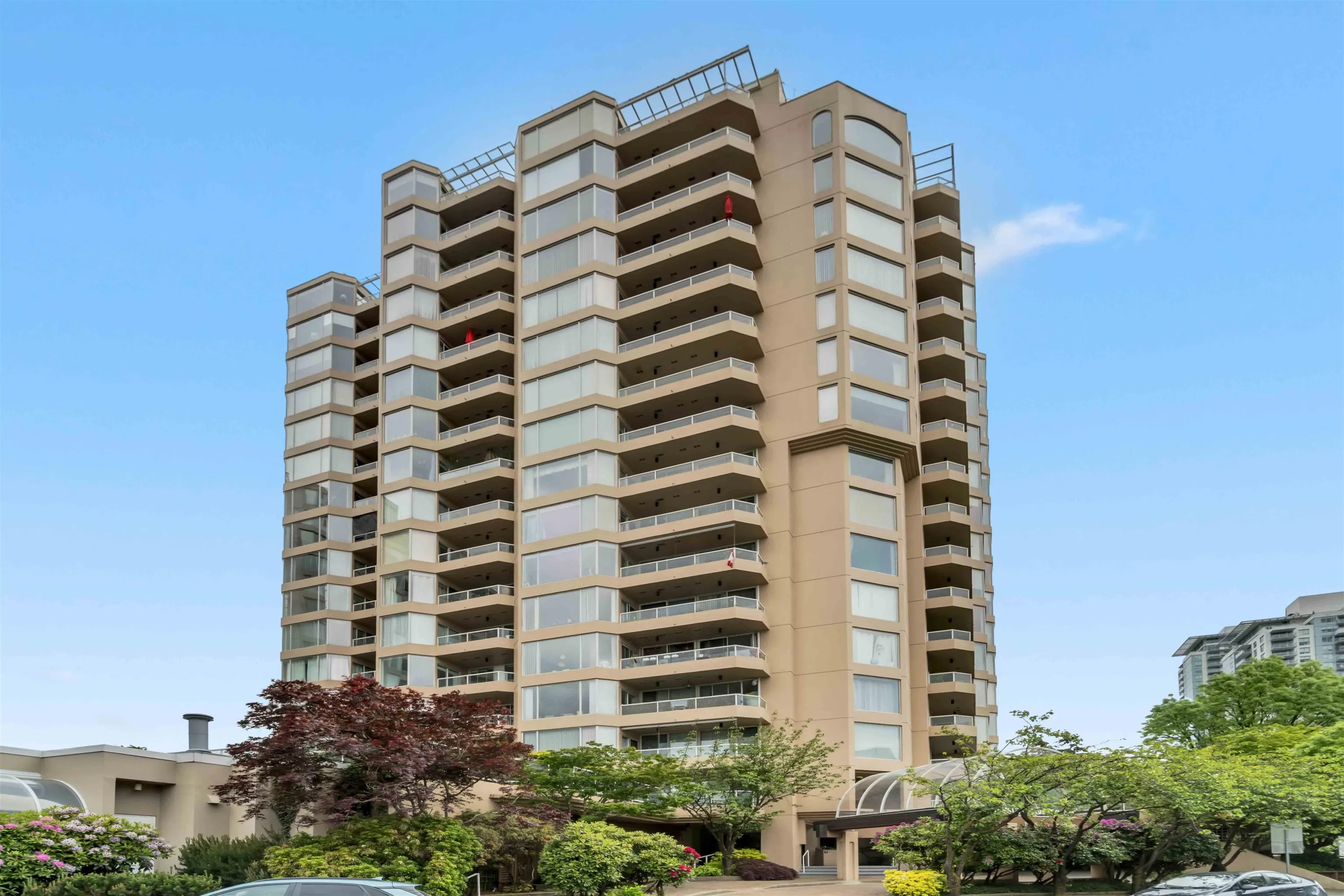 405 1045 Quayside Drive