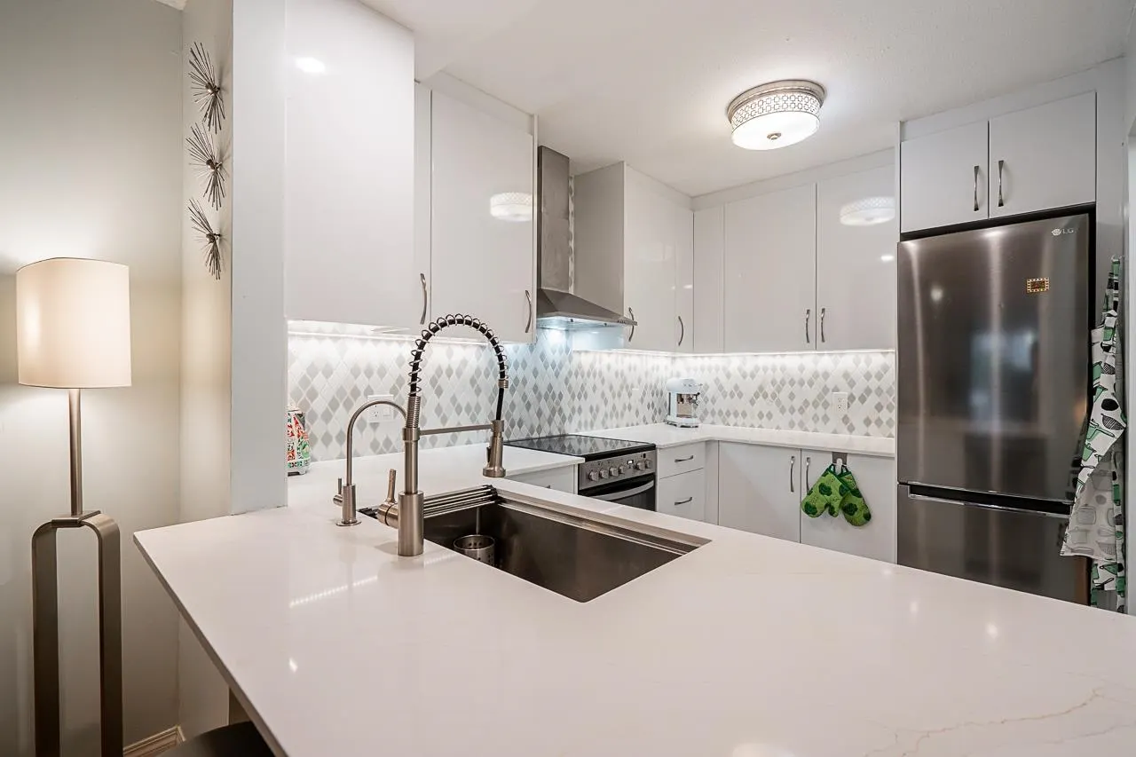 103 2050 Coquitlam Avenue