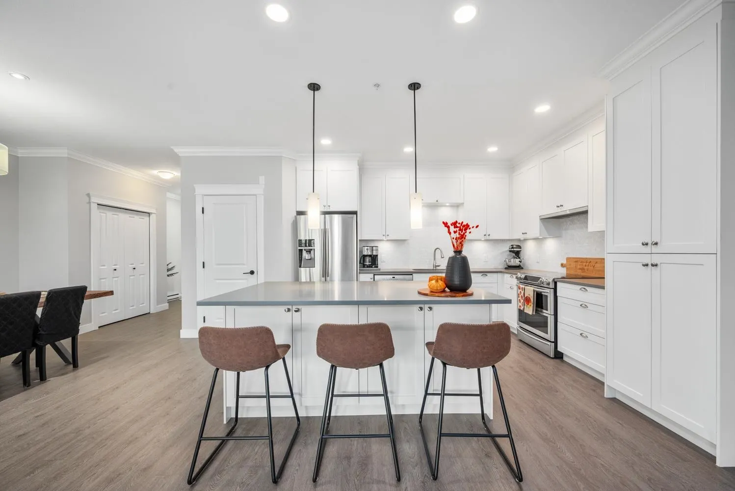 38 10525 240 Street