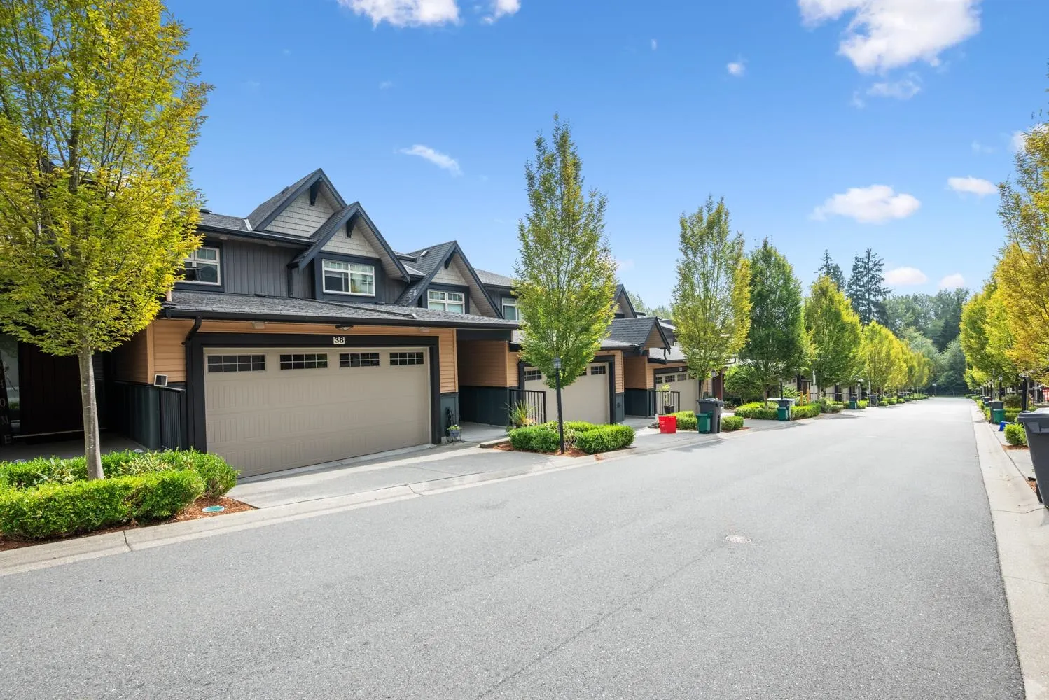 38 10525 240 Street