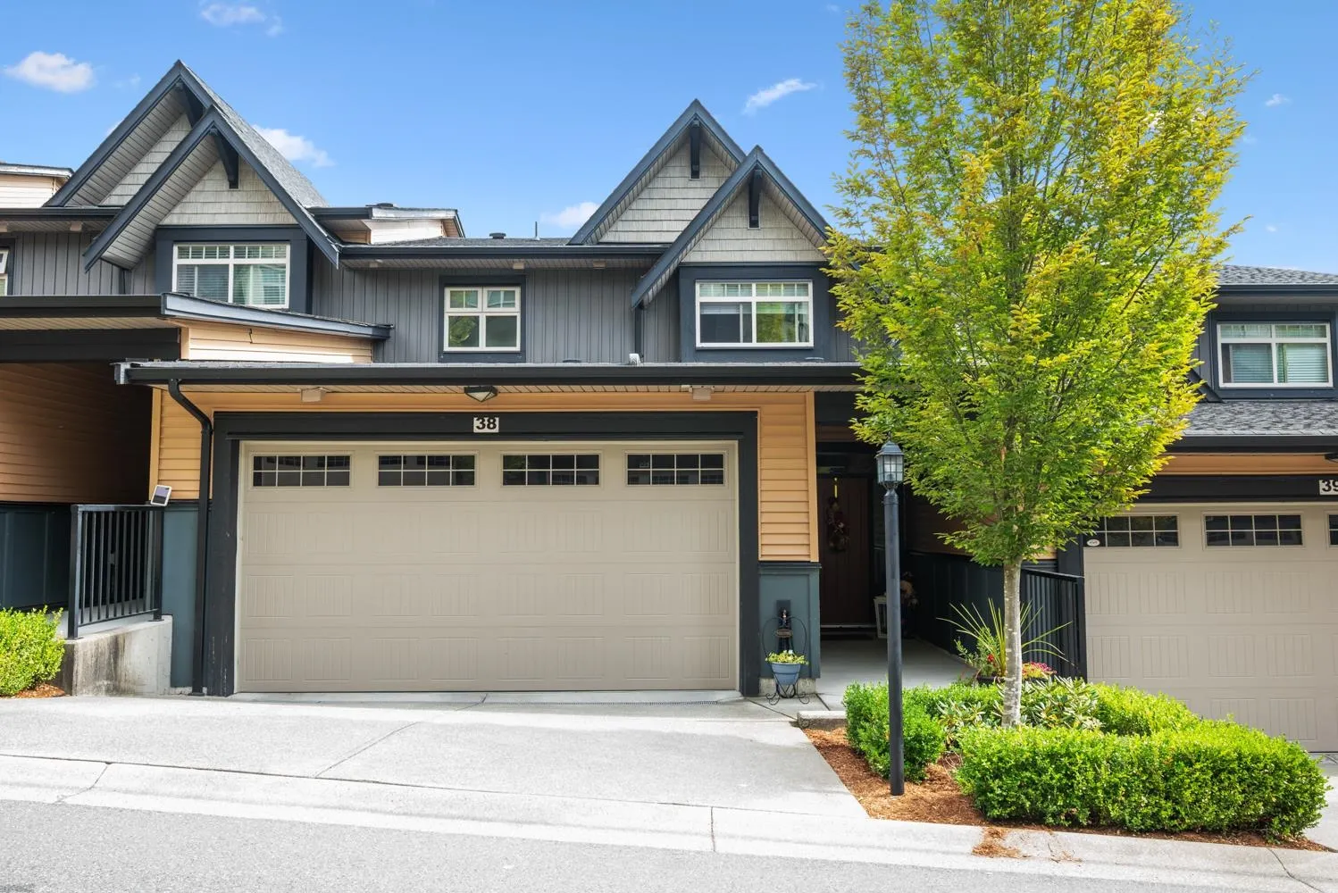 38 10525 240 Street