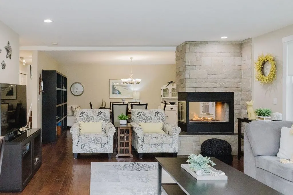 405 Gavin Road