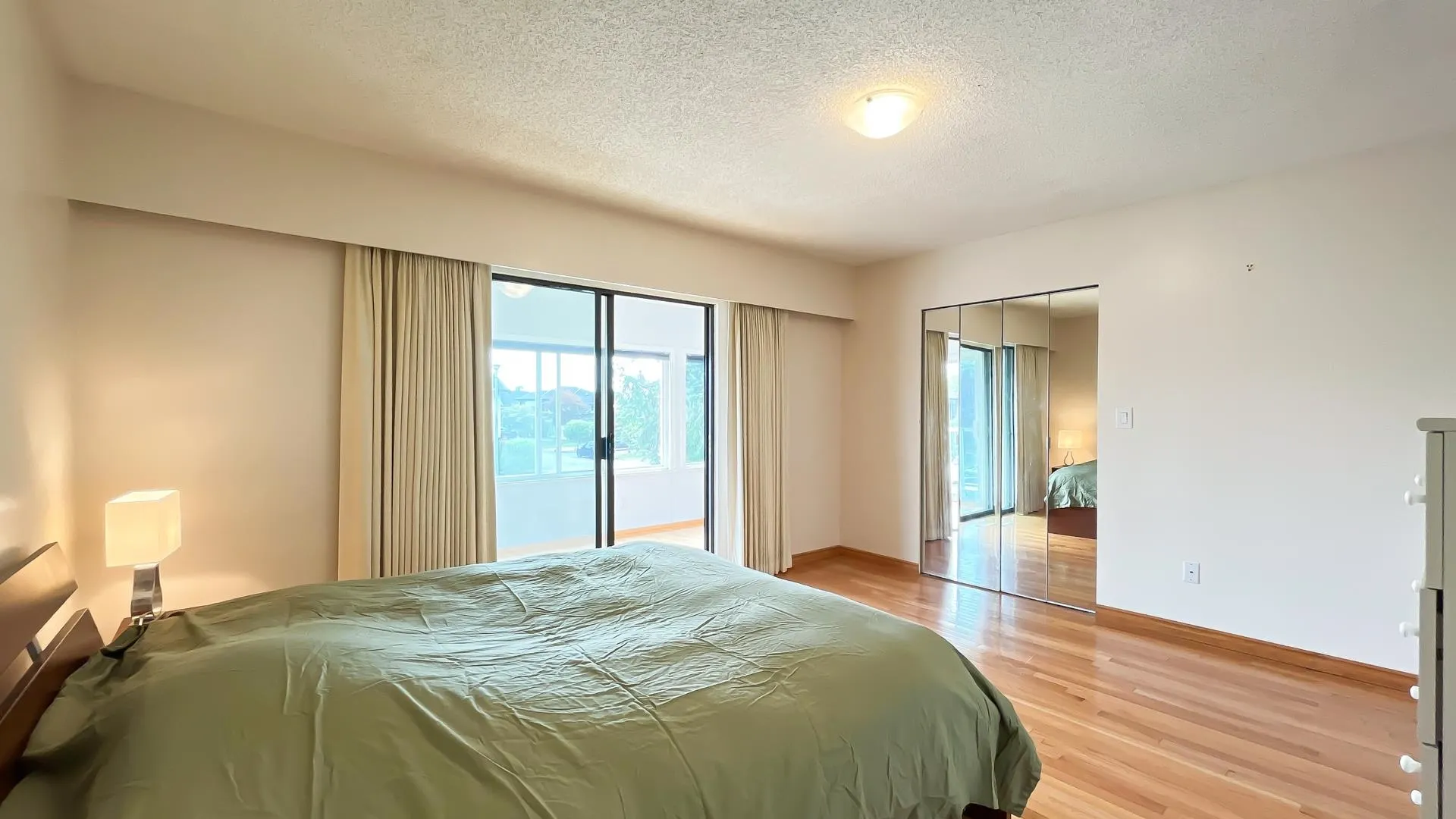10531 Hollybank Drive