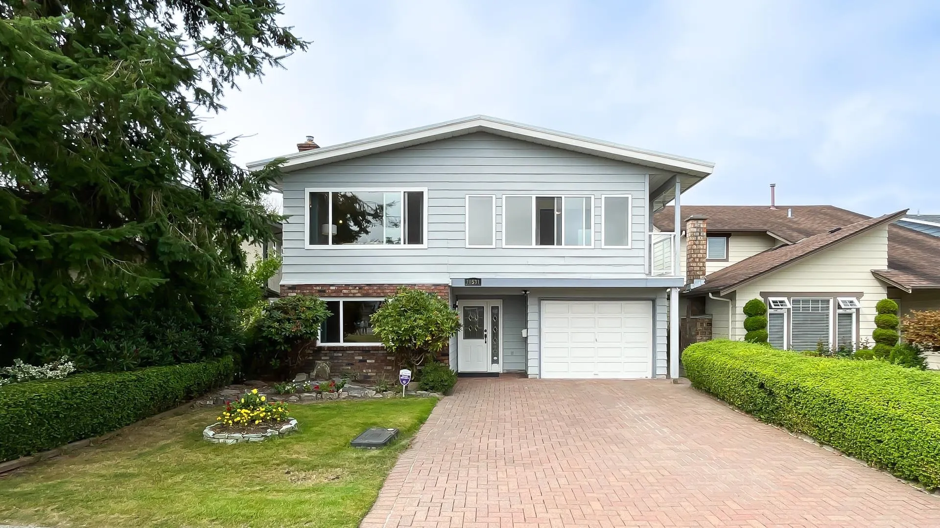 10531 Hollybank Drive