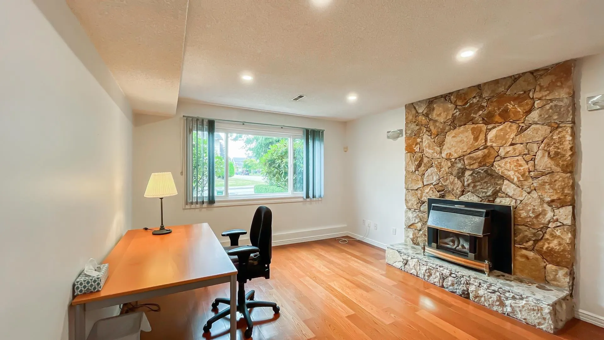 10531 Hollybank Drive