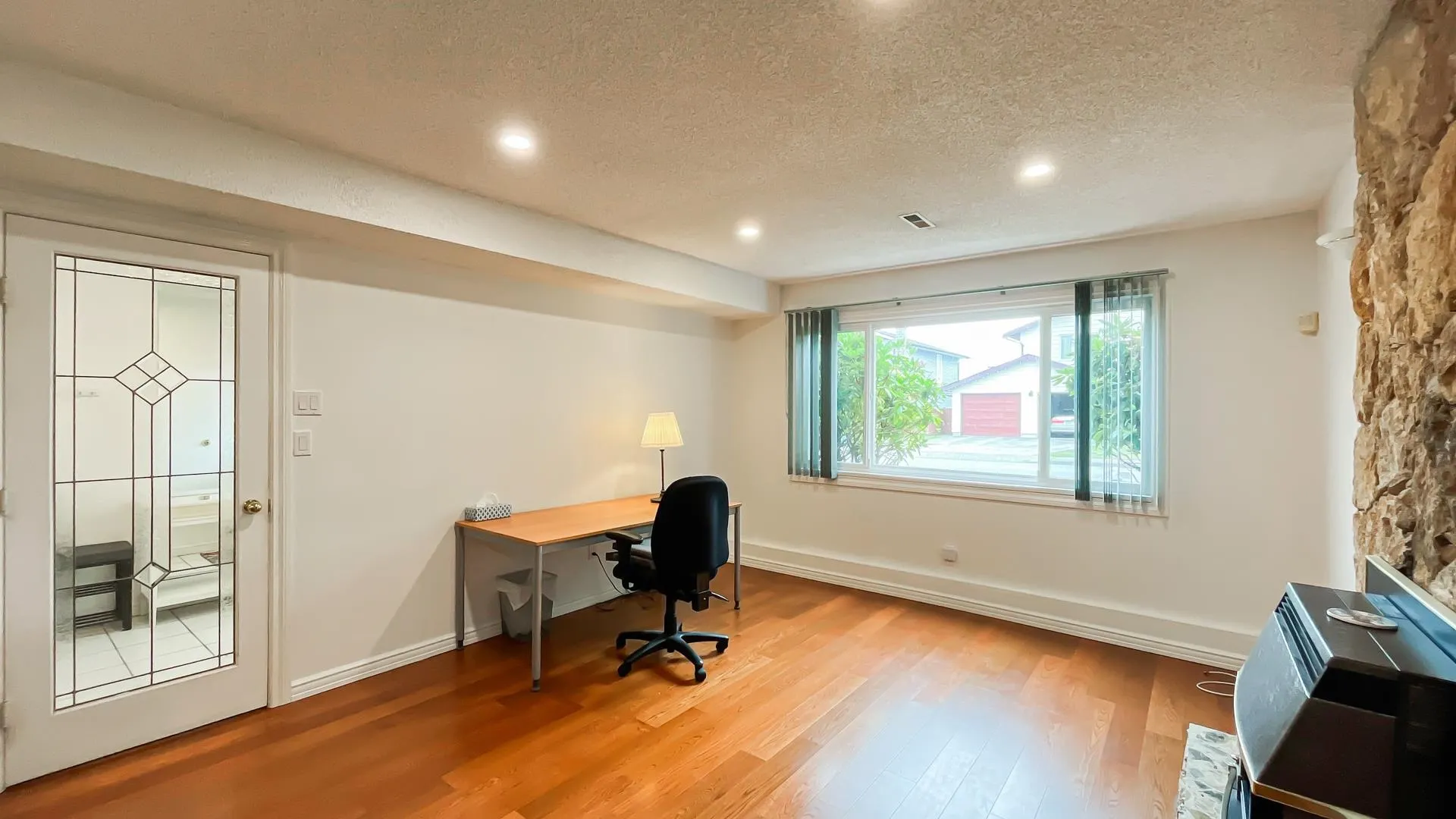 10531 Hollybank Drive