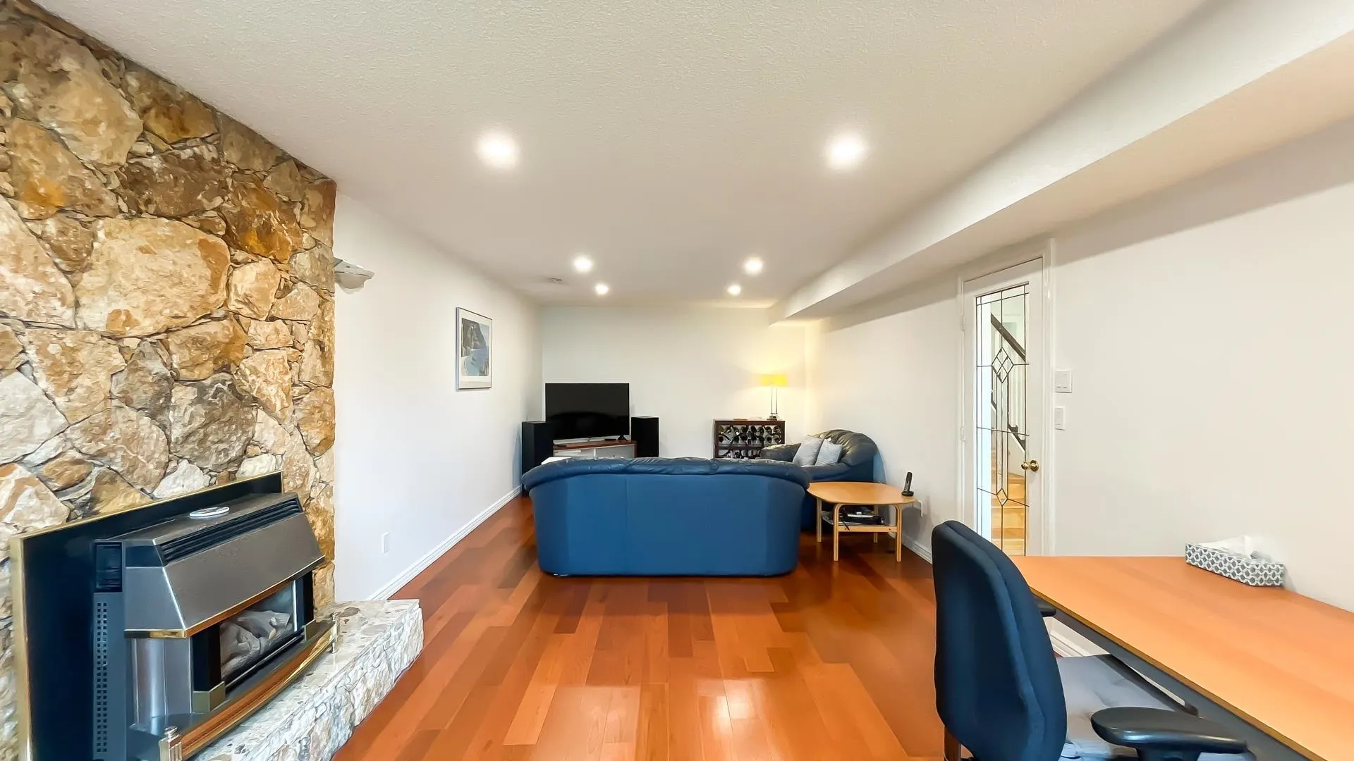10531 Hollybank Drive