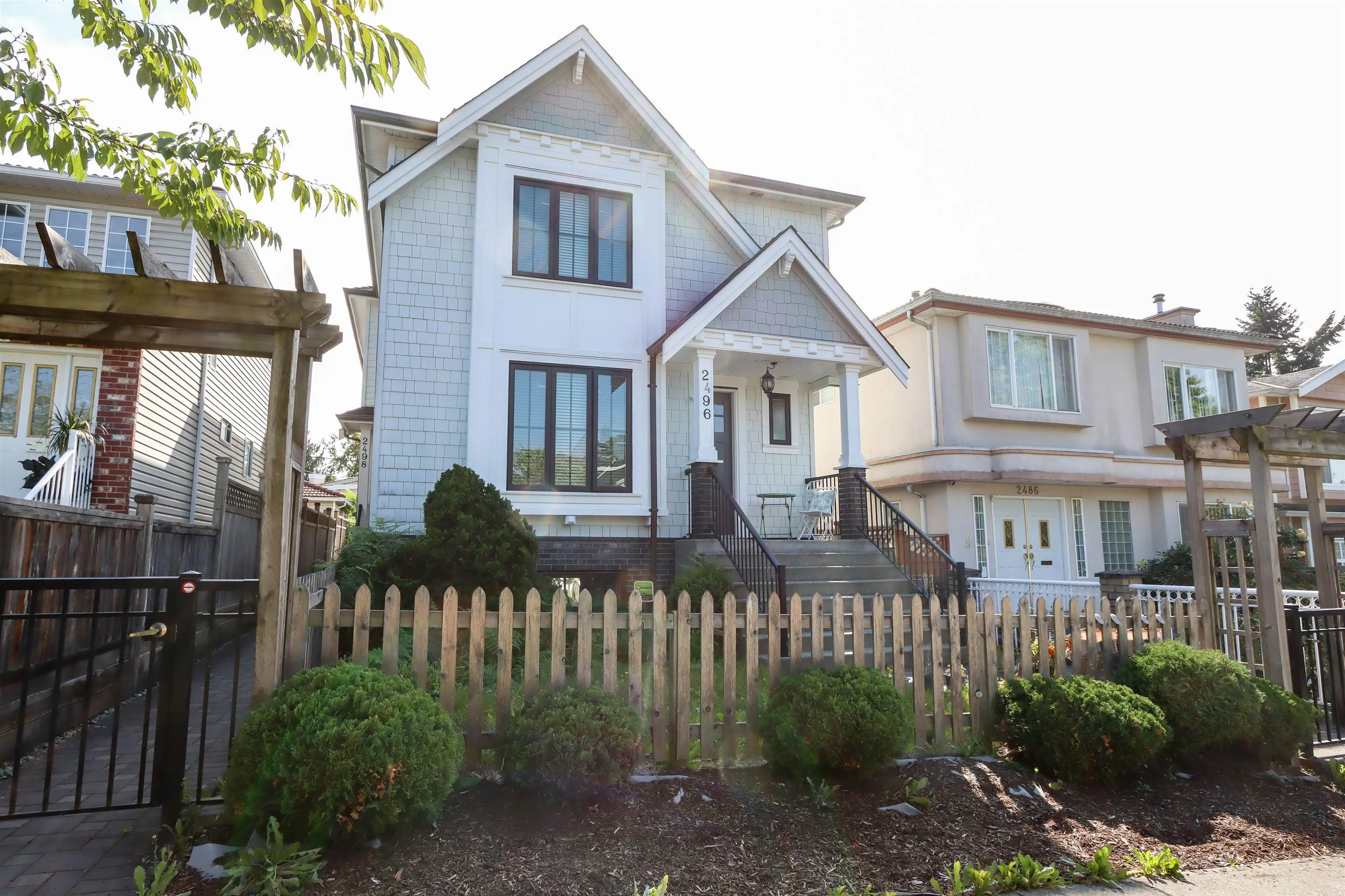 2496 Brock Street