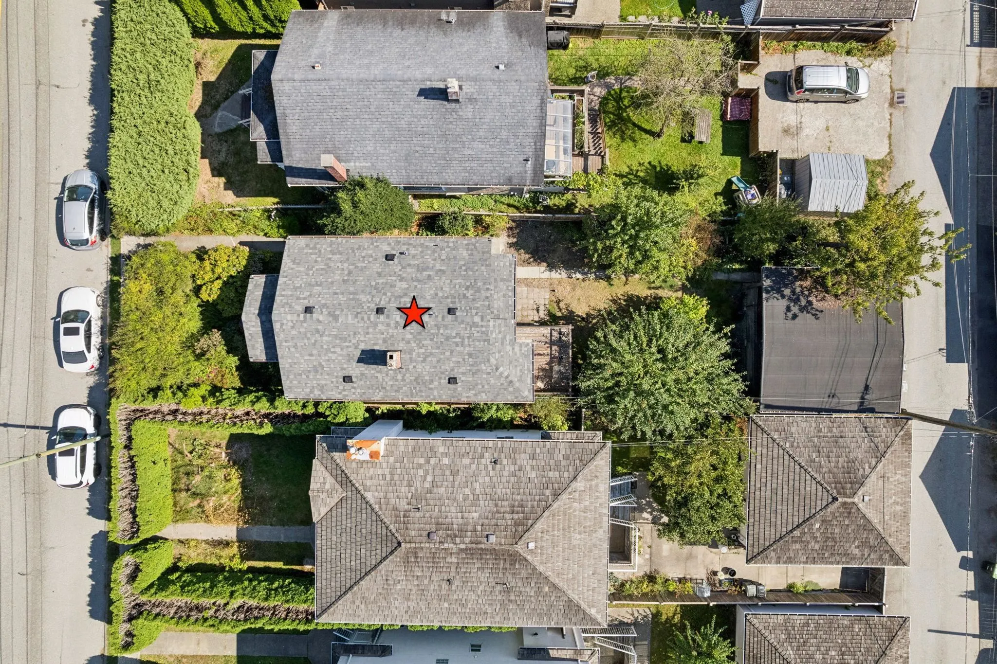 2746 West 41st