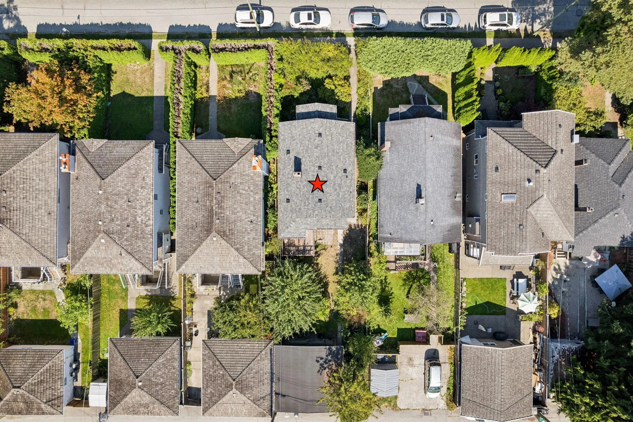 2746 West 41st