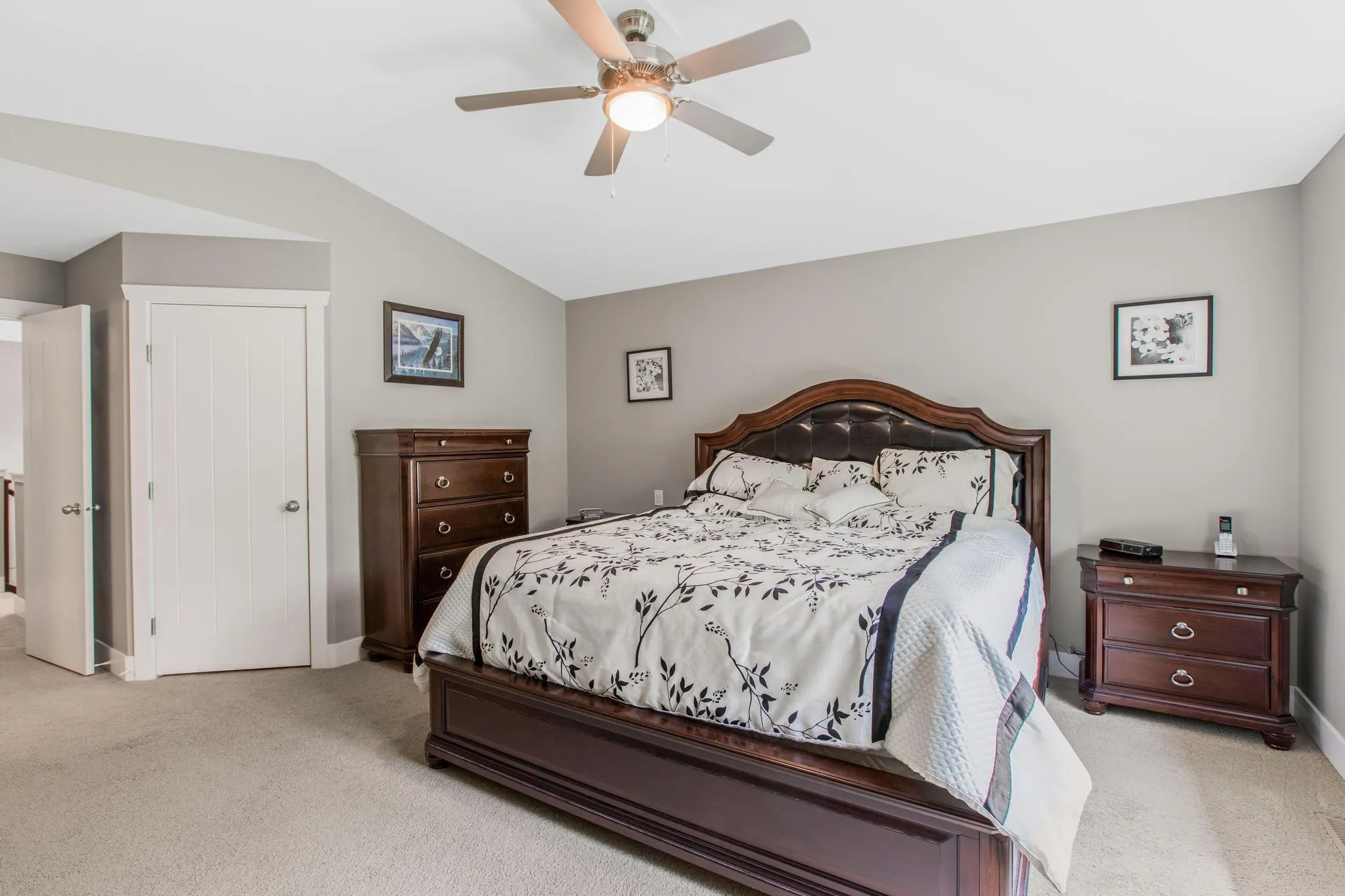 34286 Lukiv Terrace