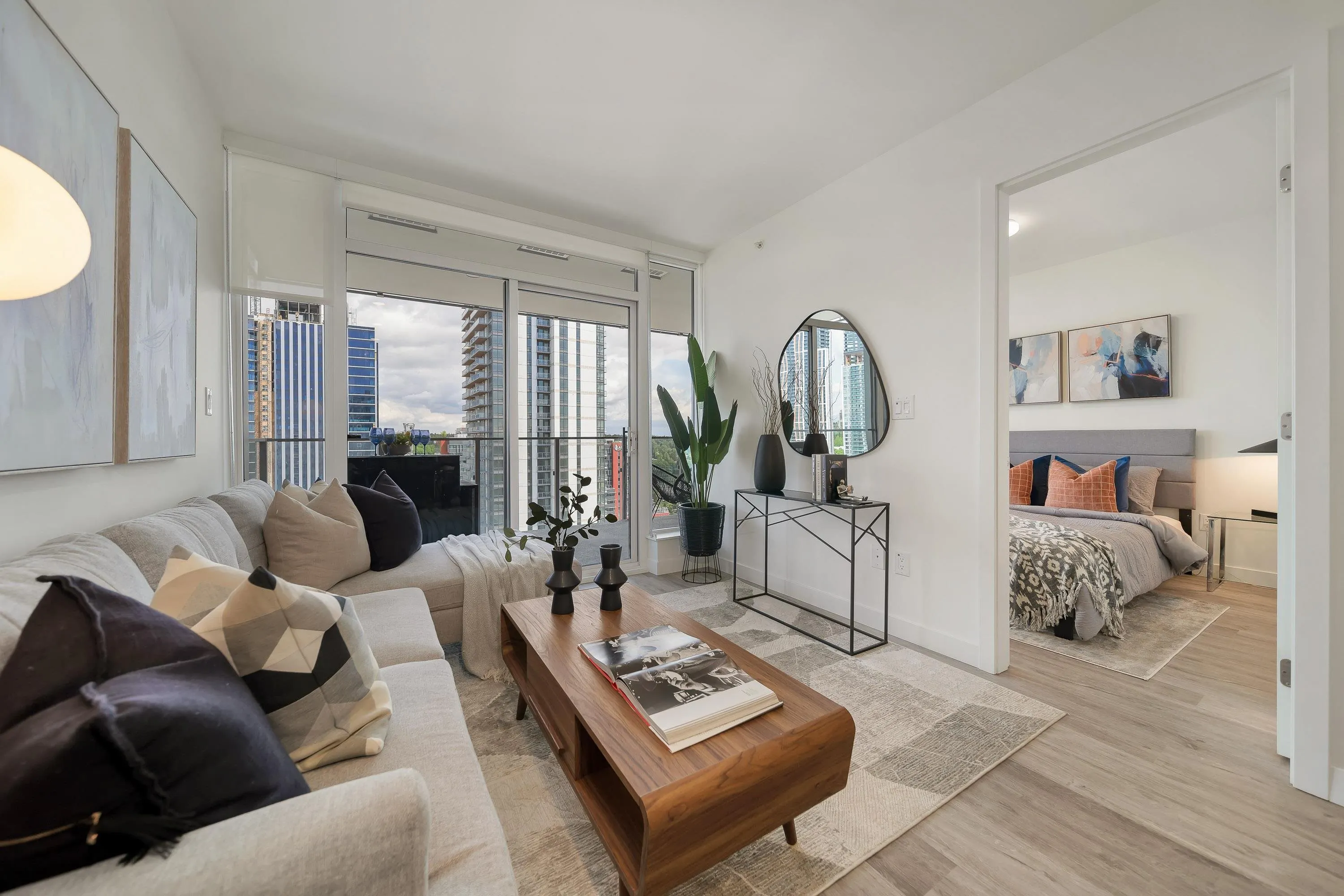 1808 9675 King George Boulevard