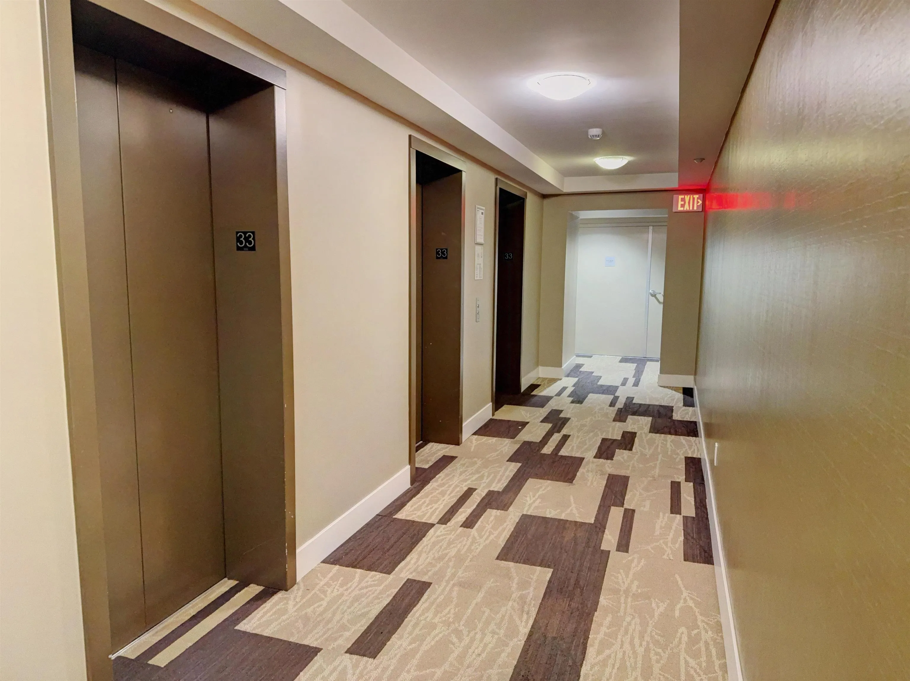 3307 13696 100 Avenue