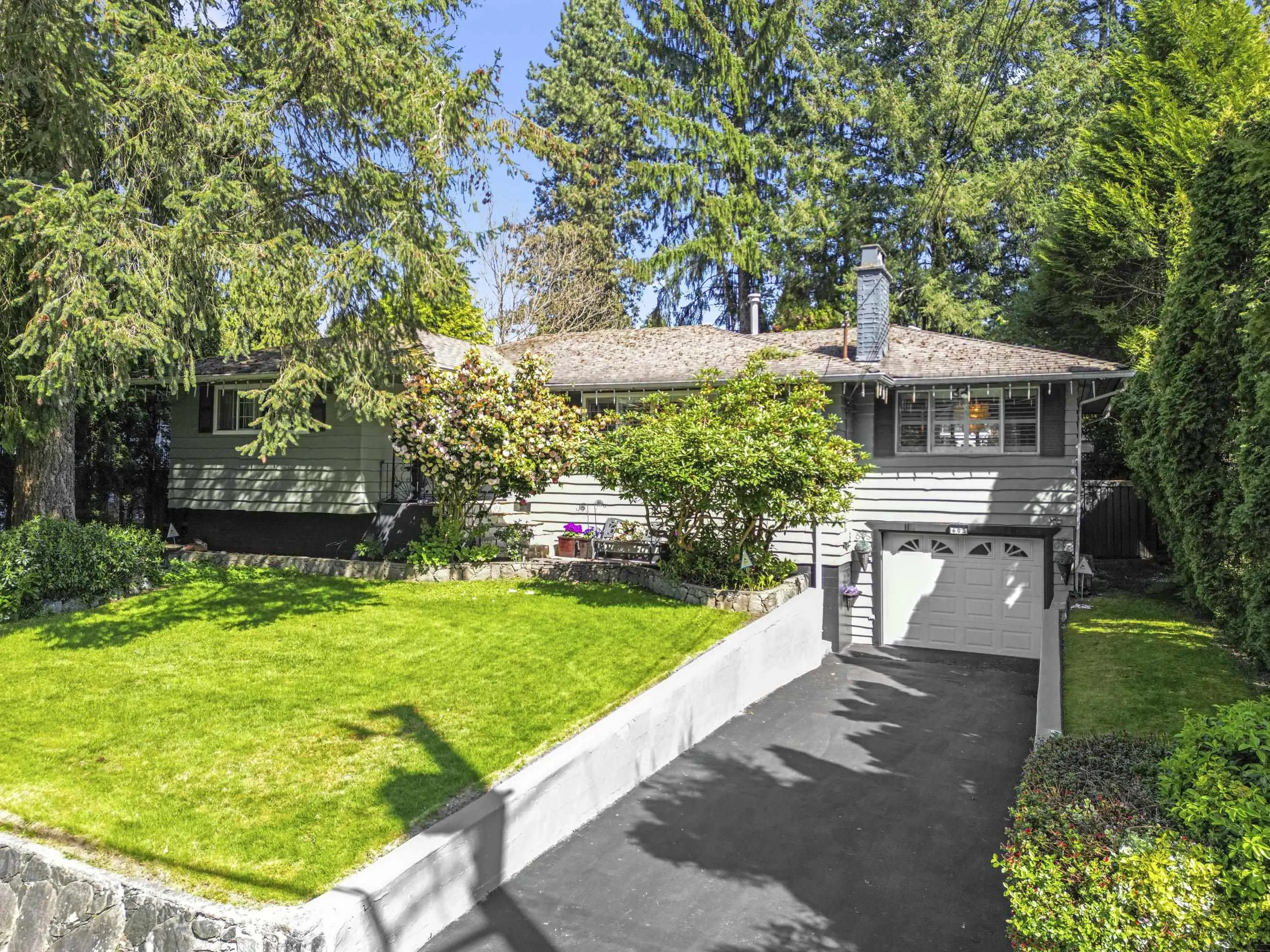 605 Victor Street