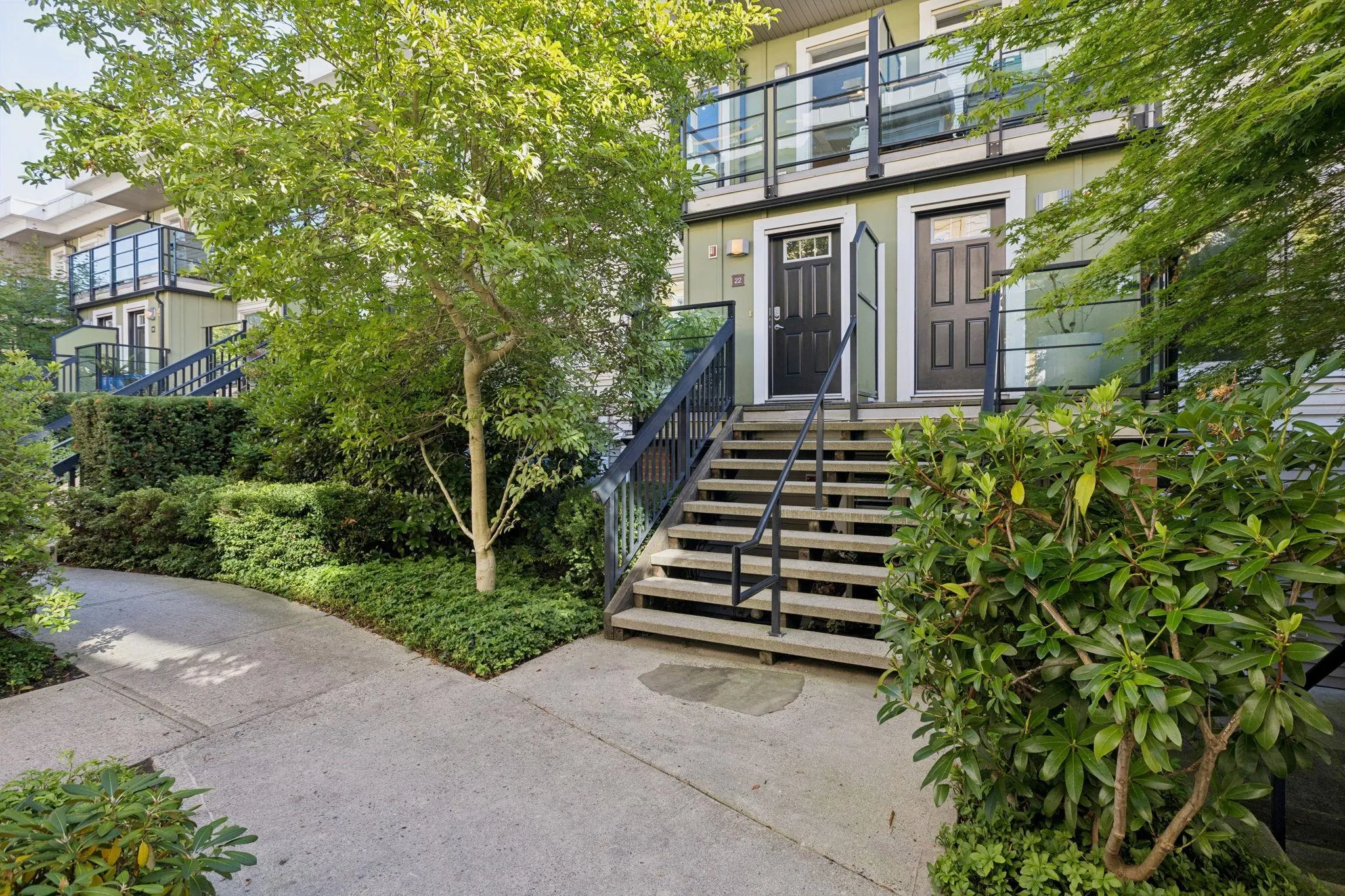 22 728 W 14th Street