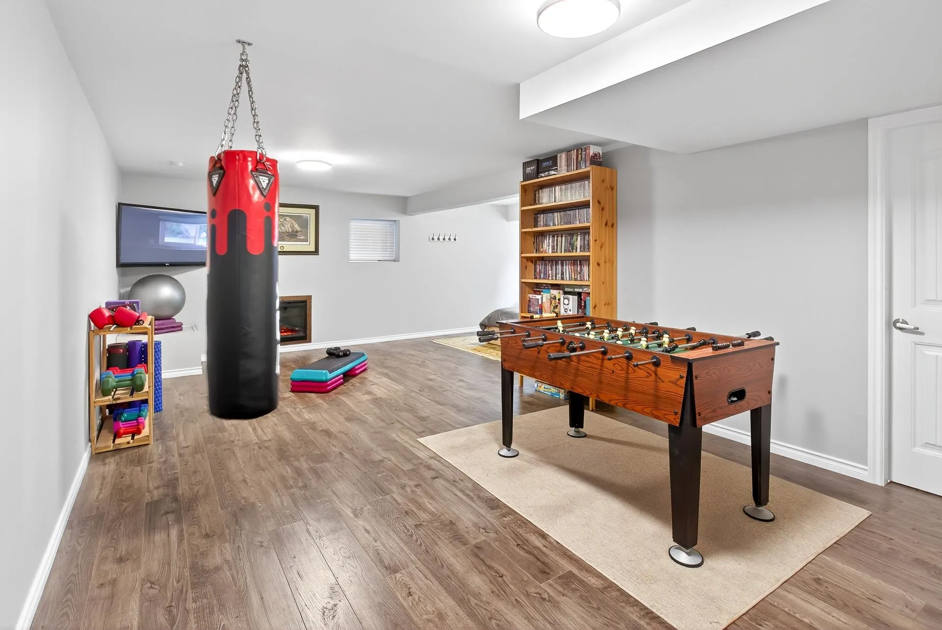1987 Custer Court