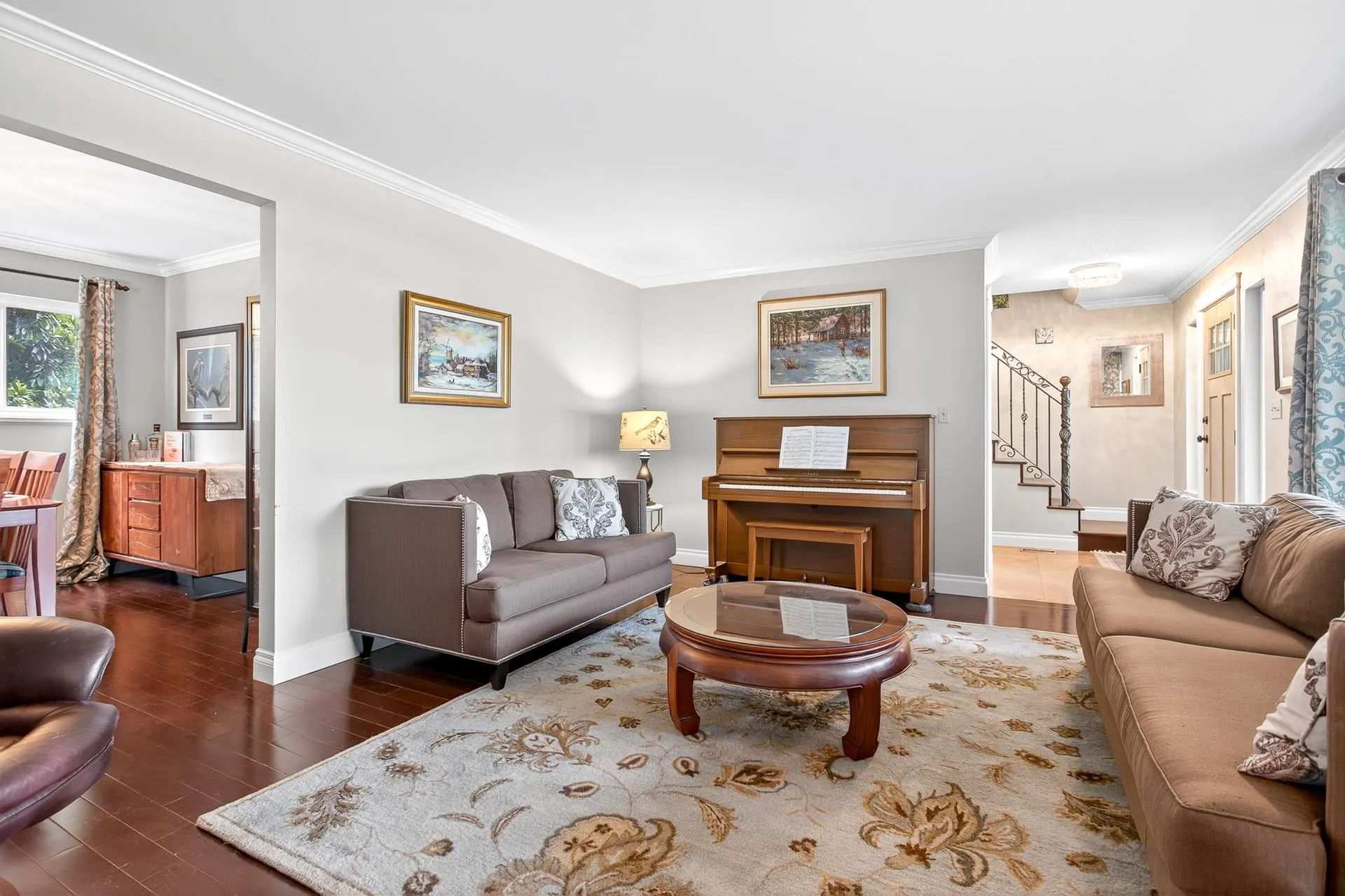 1987 Custer Court