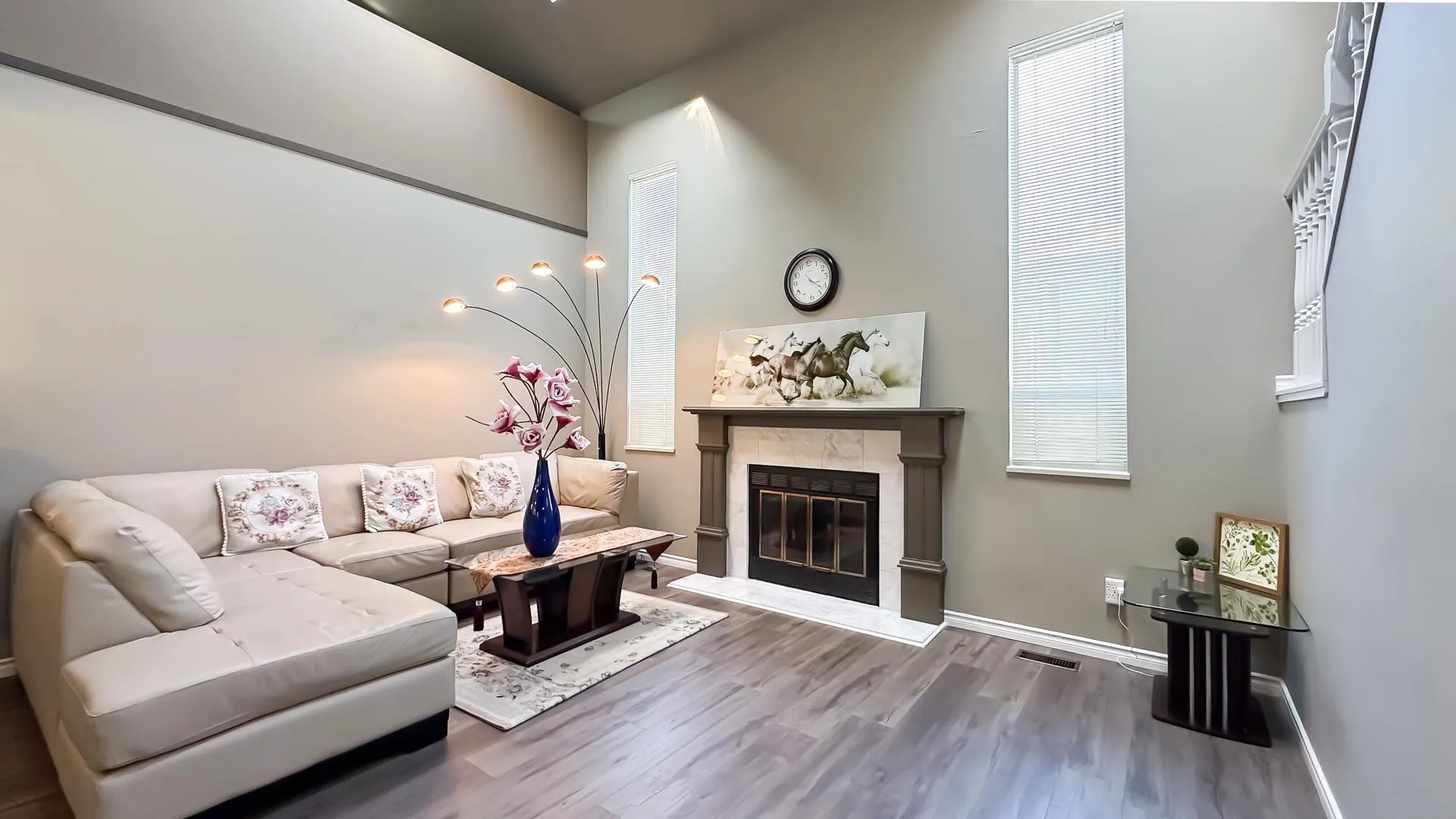 2739 Goldstream Crescent