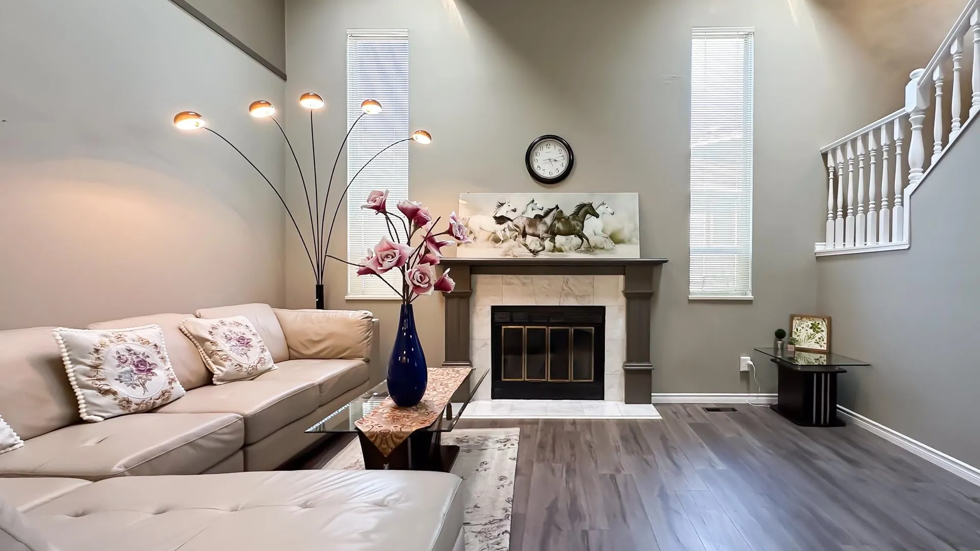 2739 Goldstream Crescent