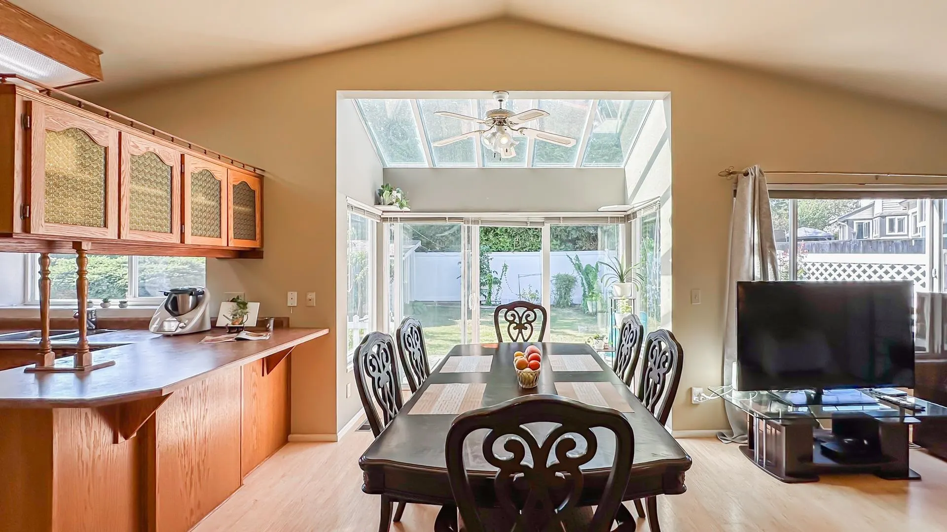 2739 Goldstream Crescent
