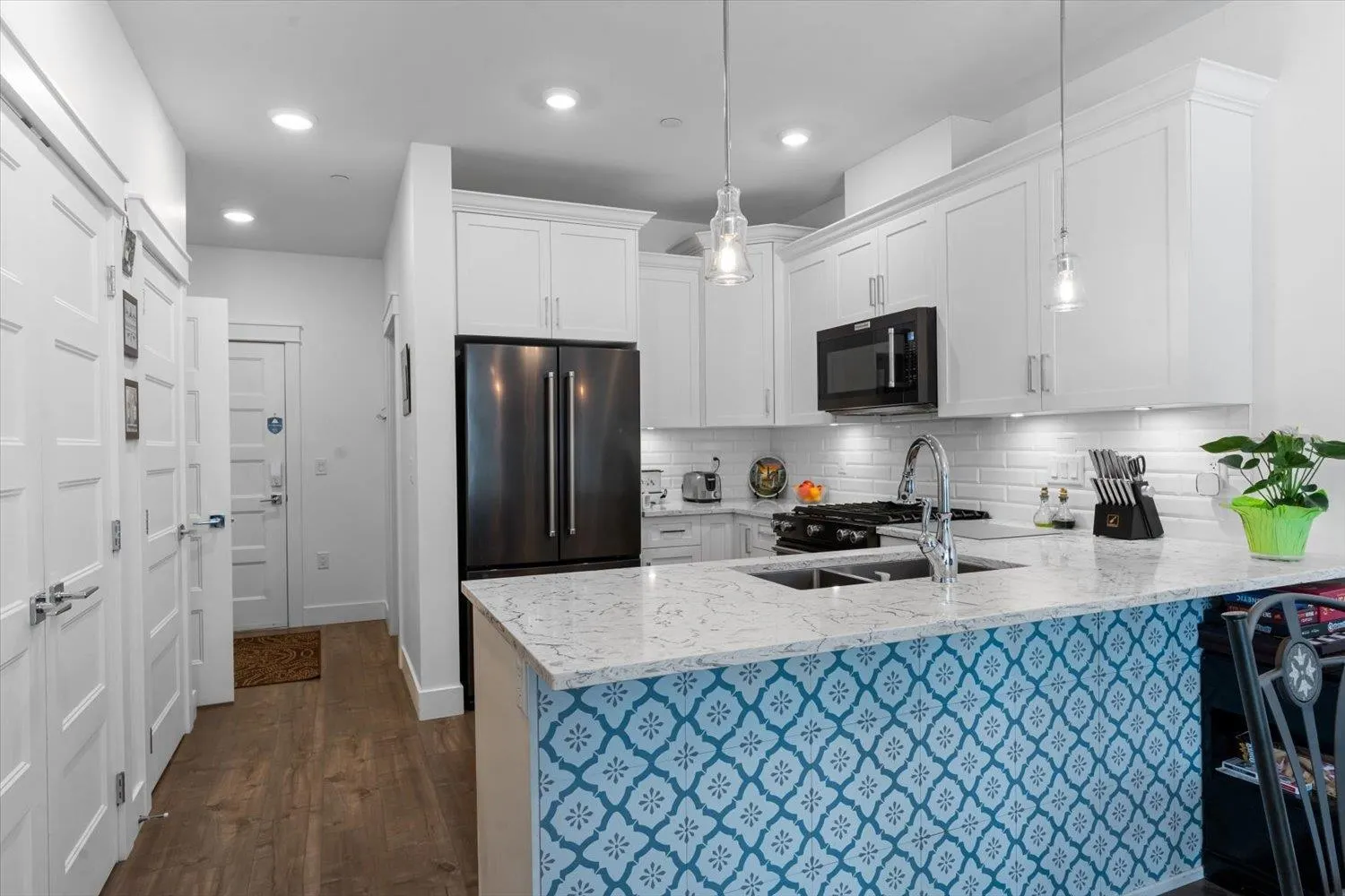 405 5380 Tyee Lane