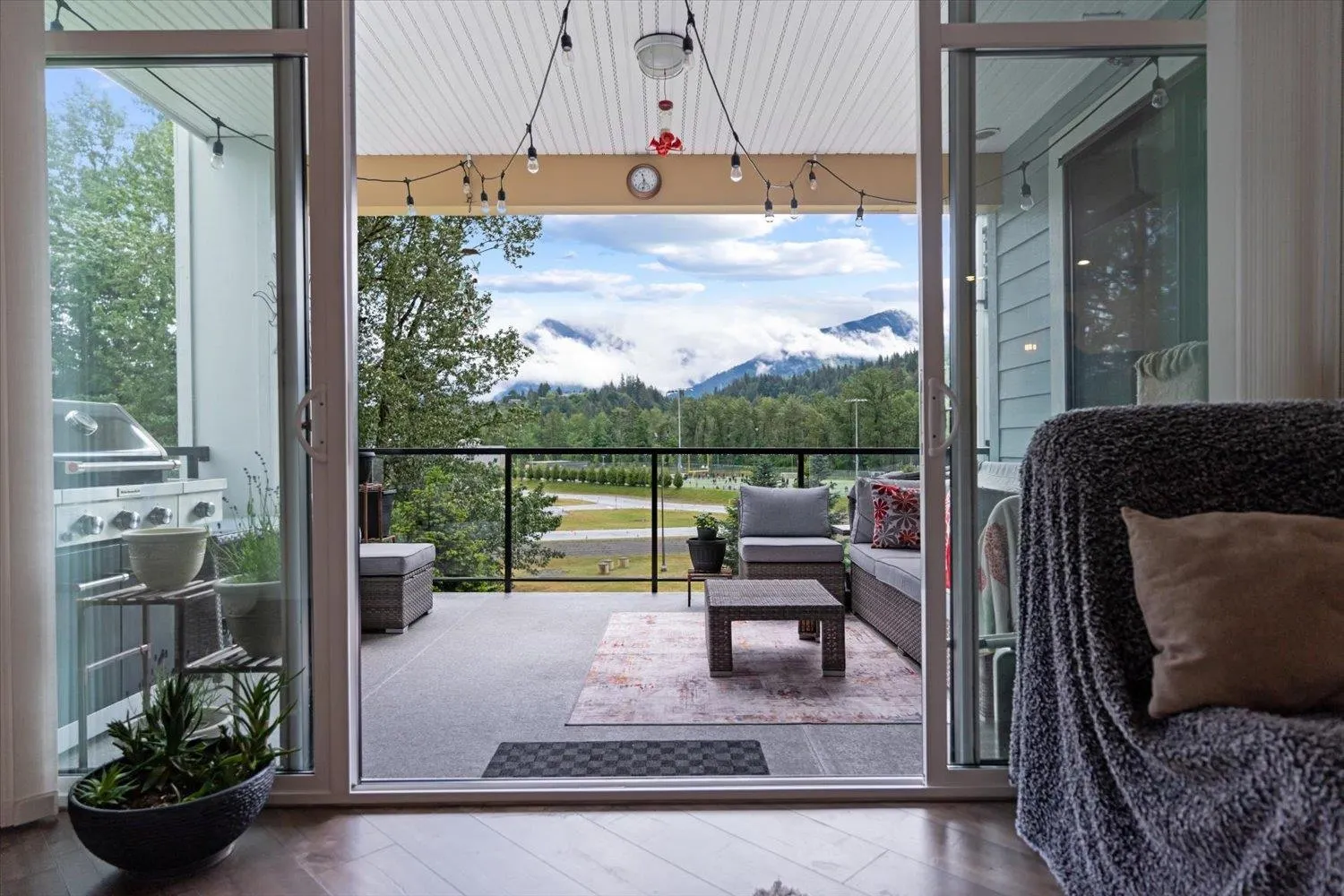 405 5380 Tyee Lane