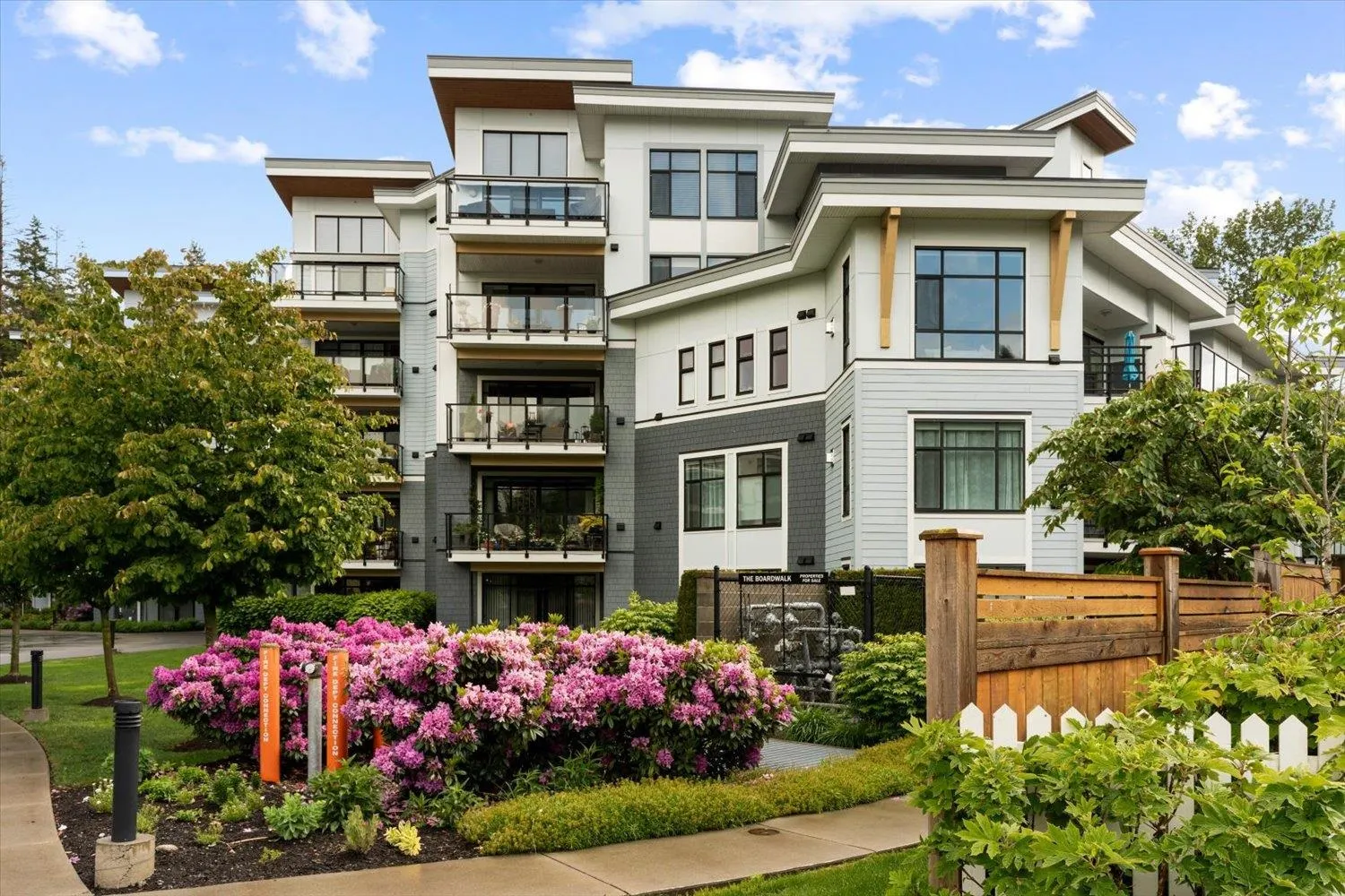 405 5380 Tyee Lane