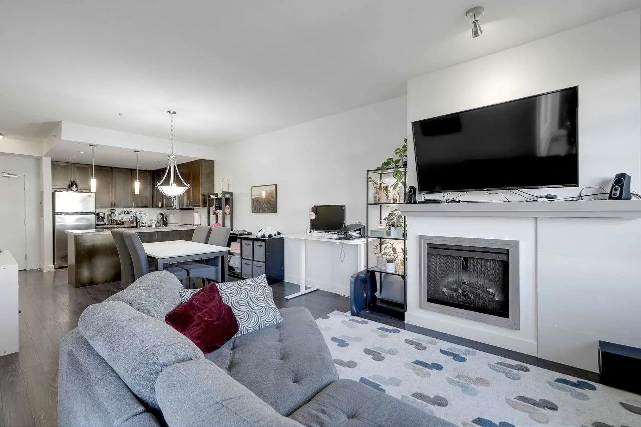 310 2368 Marpole Avenue