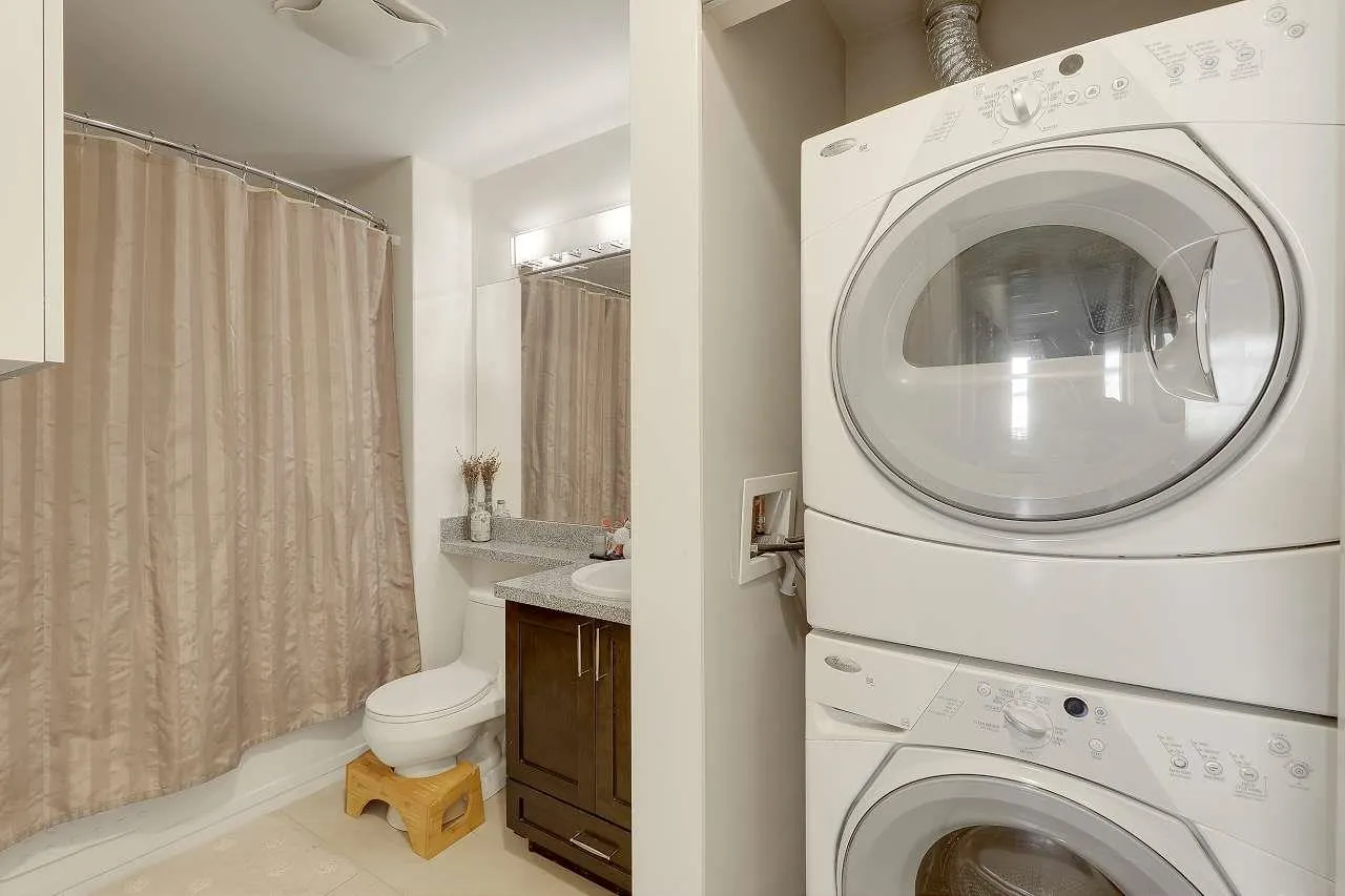 310 2368 Marpole Avenue